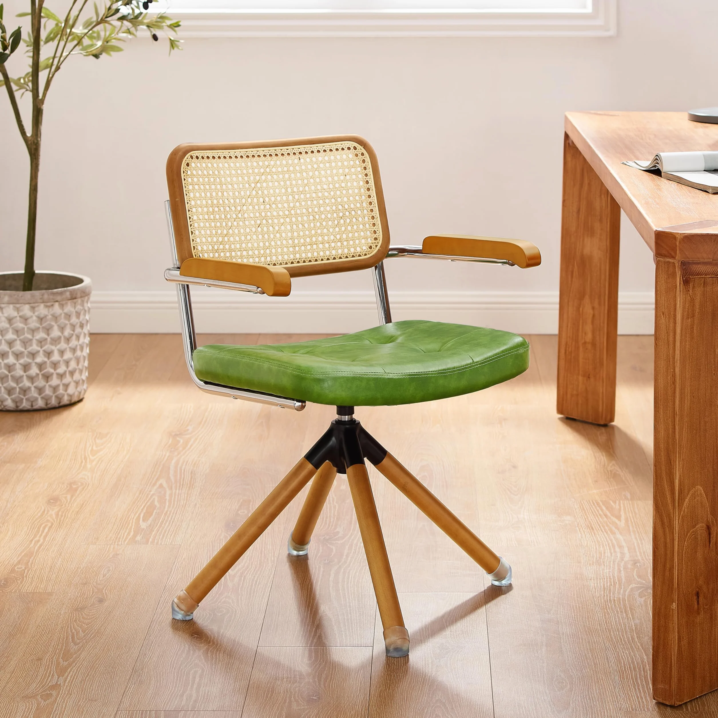 Zouron Silla de Comedor de Estilo Moderno (Respaldo de ratán), Silla giratoria 360° (tapizado en Piel sintética), sin Ruedas, Verde