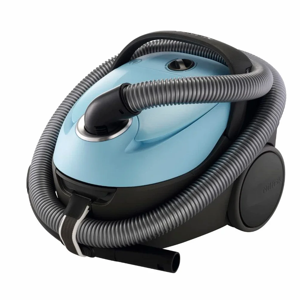 Nilfisk Aspirador de Trineo básico One, pequeño, Filtro EPA o HEPA, 3 L de Capacidad, Azul Claro & 128389187 Bolsas Aspirador, Teflón, Blanco