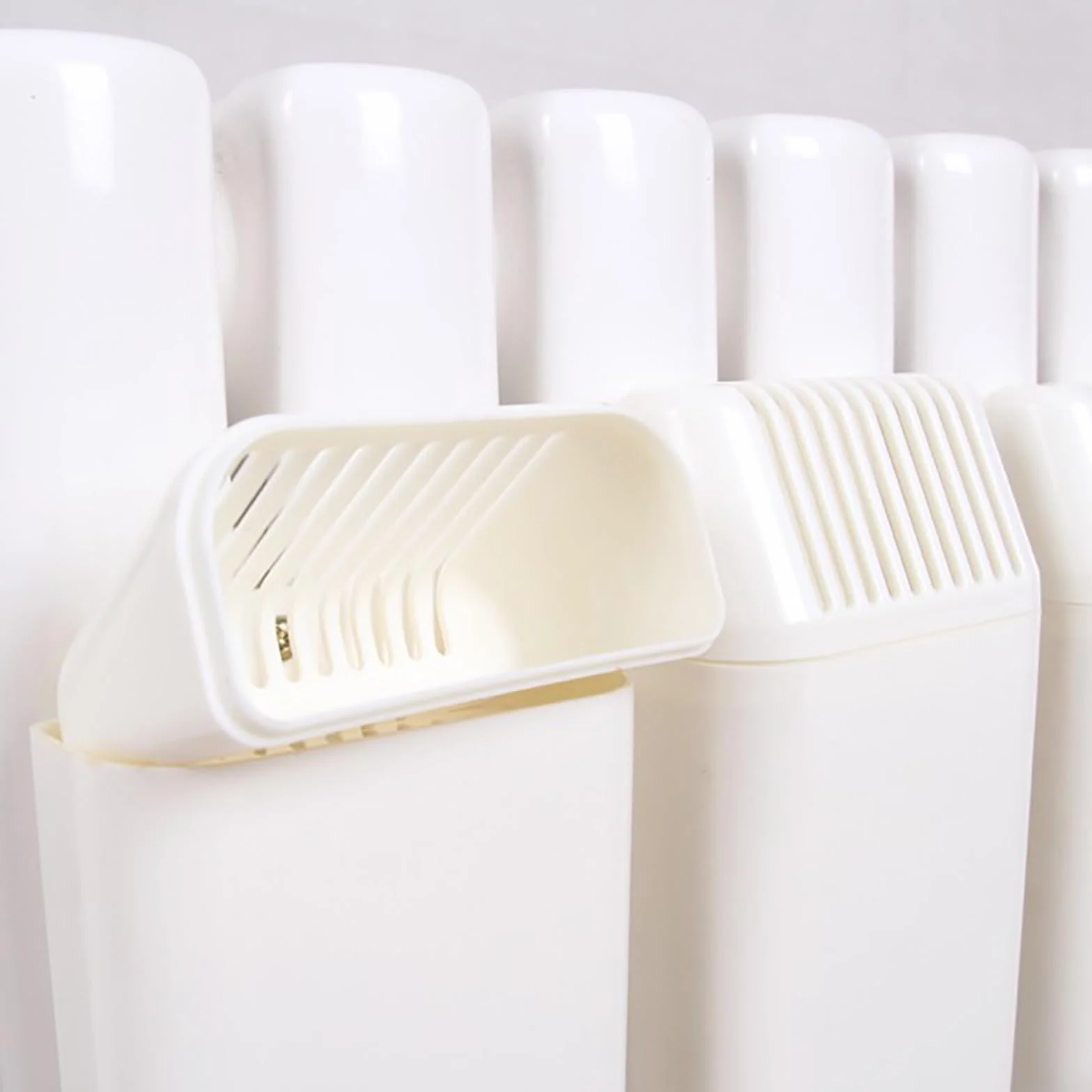 Humificador Radiadores Colgar Humidificador Sostenible, Apto para Todos los Calentadores, Fácil de Instalar para un Ambiente Más Agradable(White-3PCS)