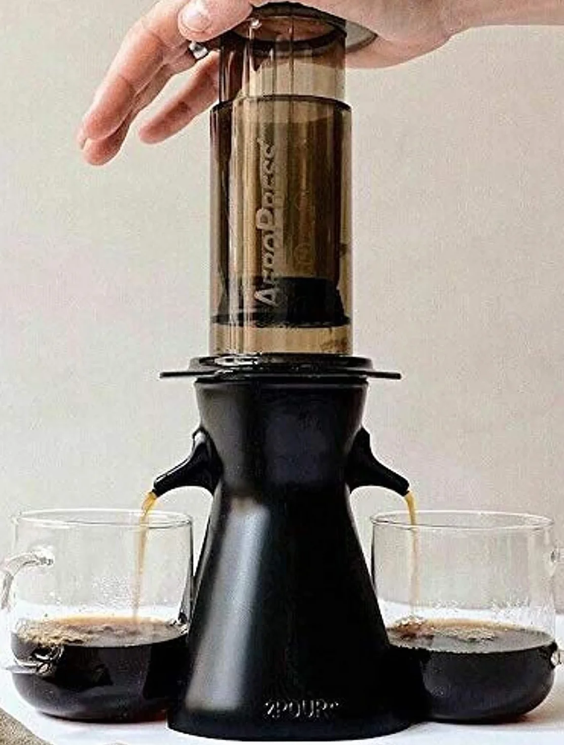 El nuevo accesorio de doble prensa para la cafetera Aeropress®, cafetera Delter o Pourover (negro)