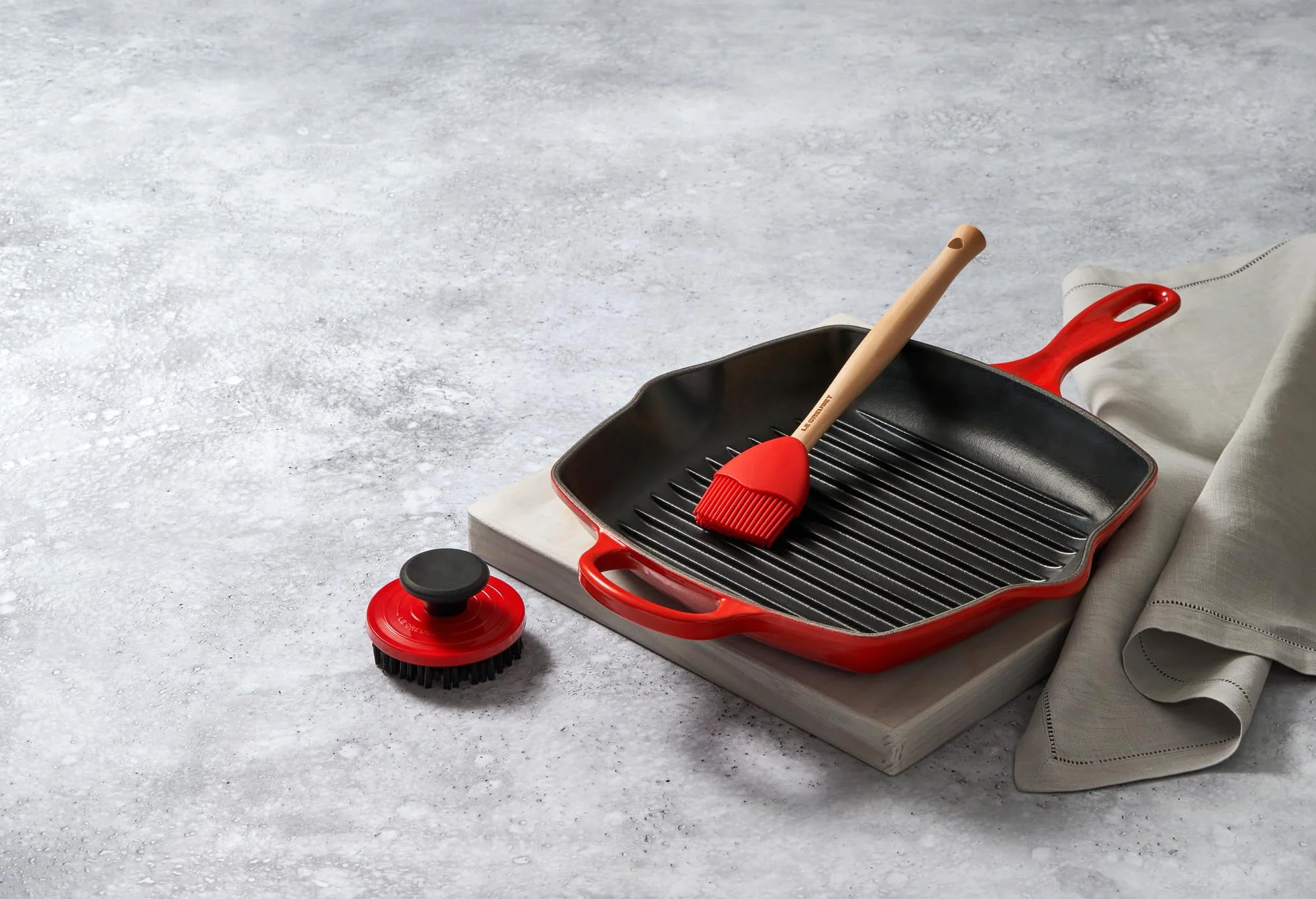 LE CREUSET Sartén skillet cuadrada grill de hierro fundido, 26 cm, Cereza, 20183260600422