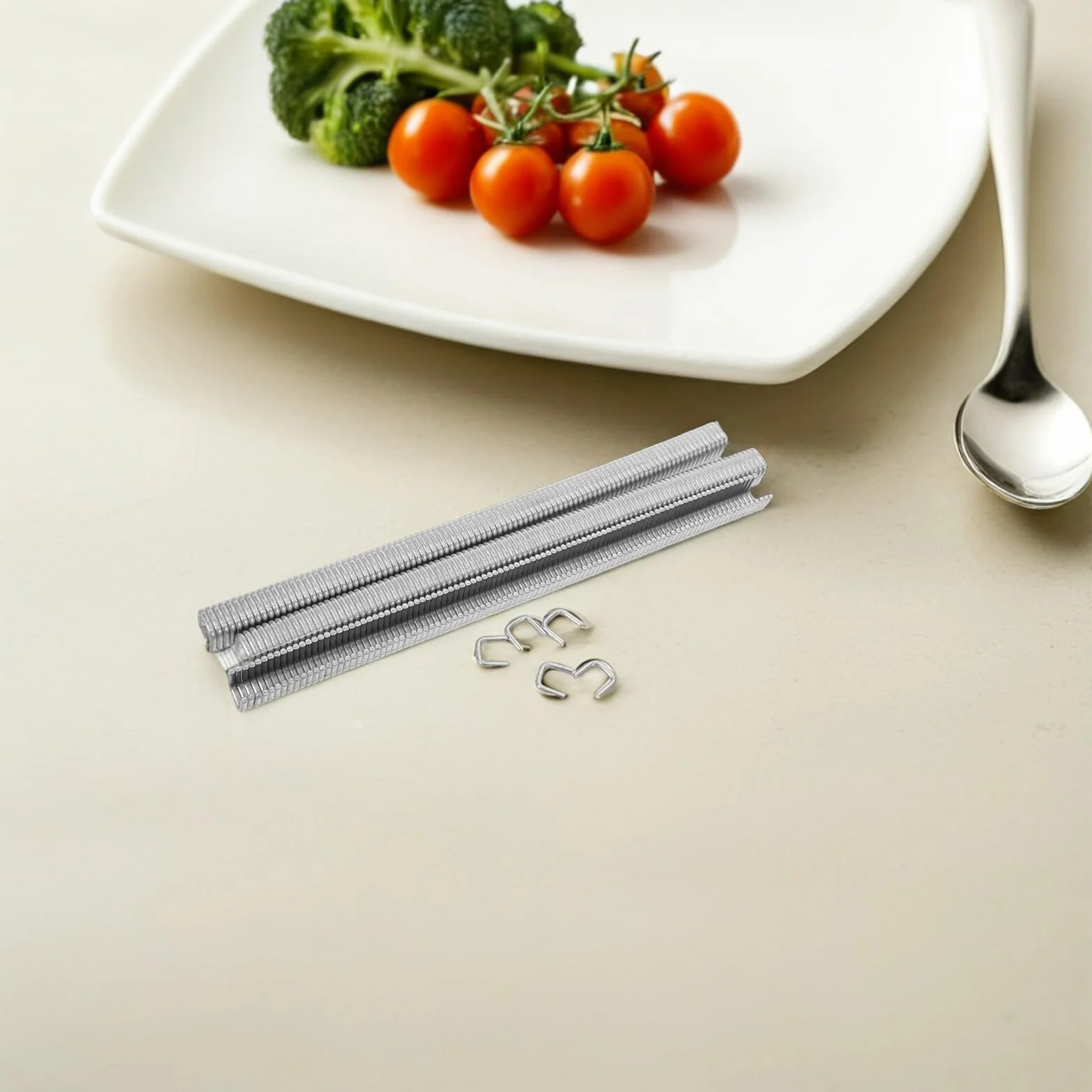 Pinzas de Aluminio en Forma de U para Salchichas, Clips Seguros para Sellar Bolsas de Alimentos, Resistentes y Aptos para Uso en Catering Pequeño