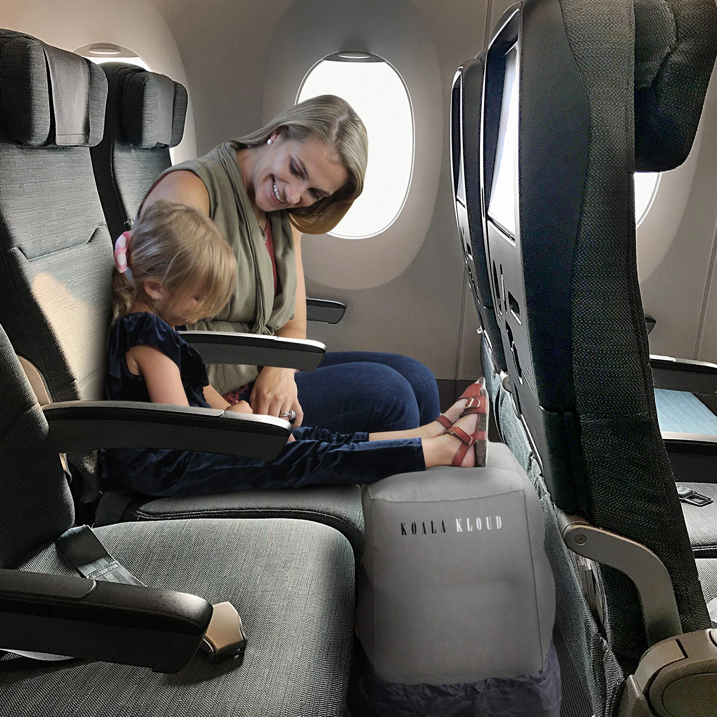 Koala Kloud - Reposapiés de viaje, paquete de 2, almohada inflable para reposapiés, reposapiés de avión para vuelos, reposapiés de asiento de coche, cama de avión para niños pequeños, accesorios de