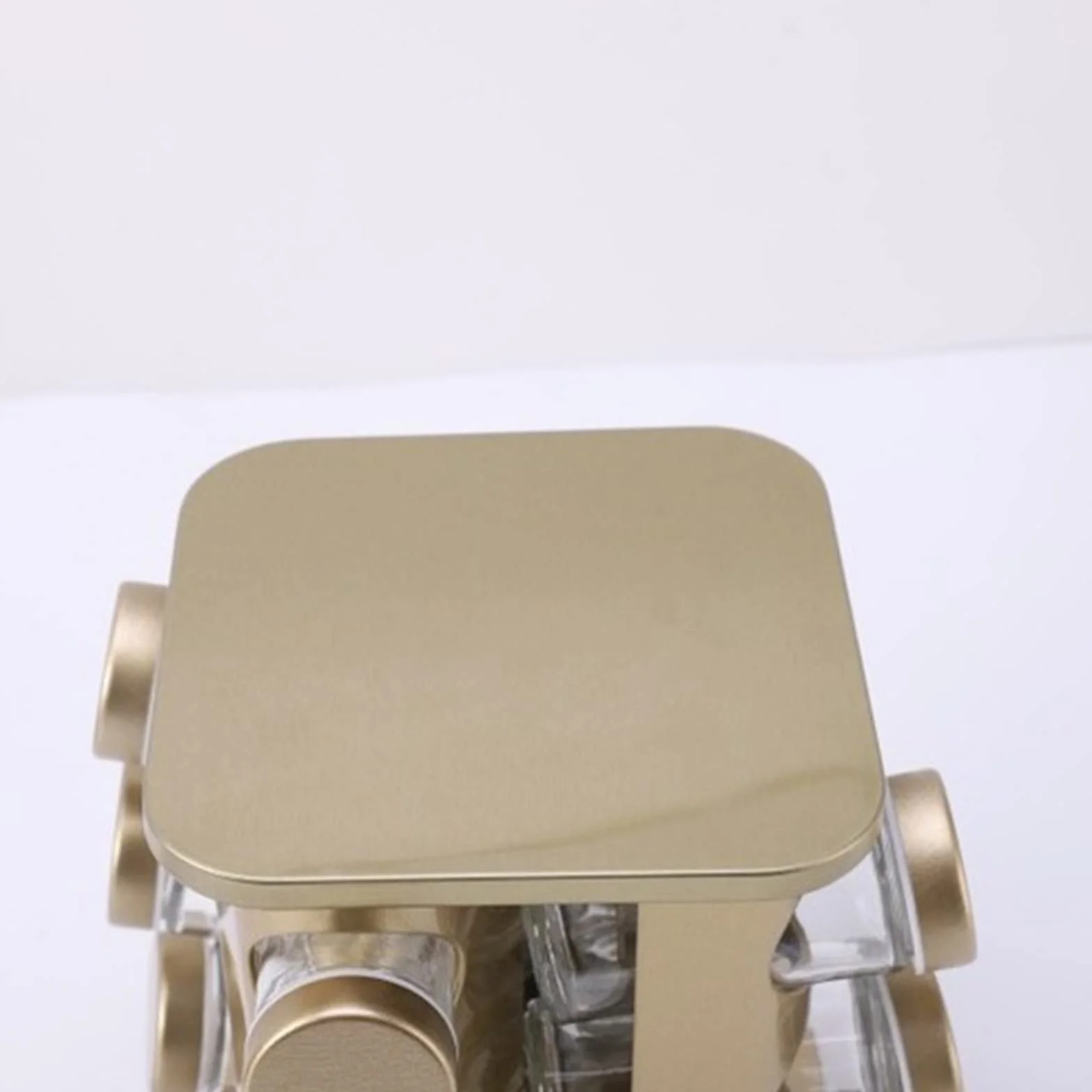 Estante para especias con caja de condimentos de gran capacidad y dispensador de alimentos secos para almacenamiento de cocina, tarro cuadrado dorado champán y estante de almacenamiento de botellas