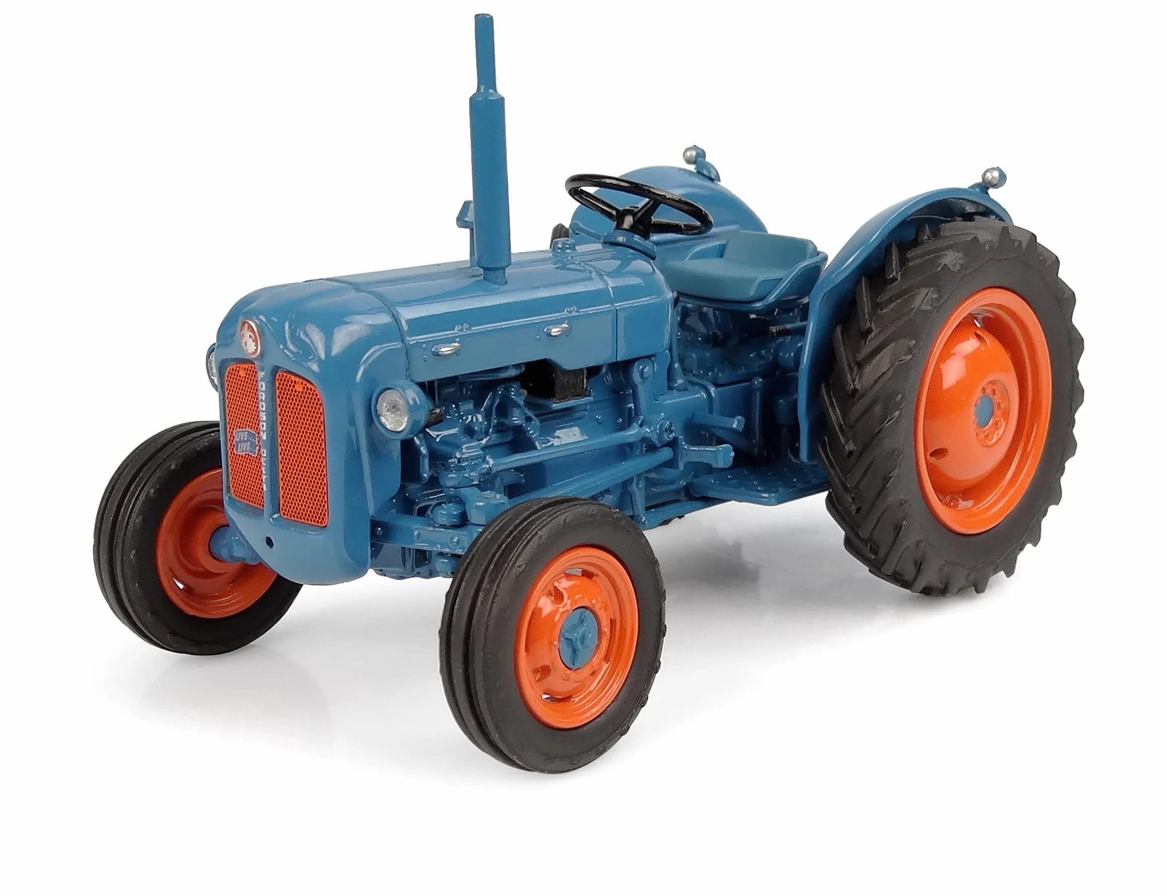 Universal Hobbies Fordson Dexta - 1958