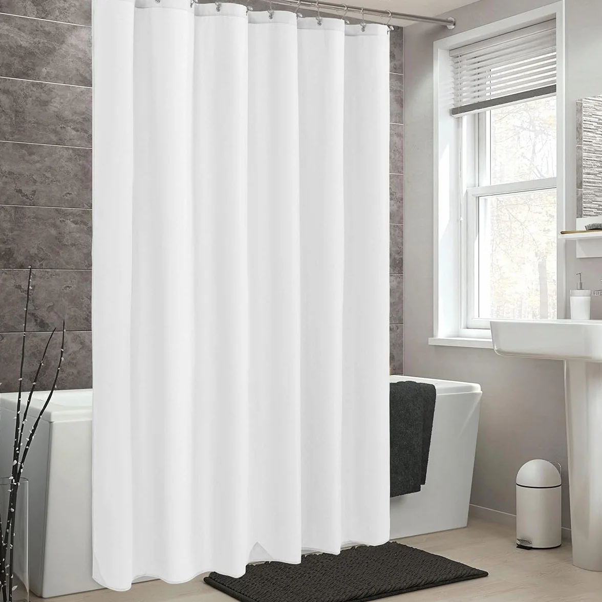 Cortina de ducha extra larga, color blanco, tela impermeable suave, 165 x 220 cm, ideal para bañera, baño y ducha resistente al moho