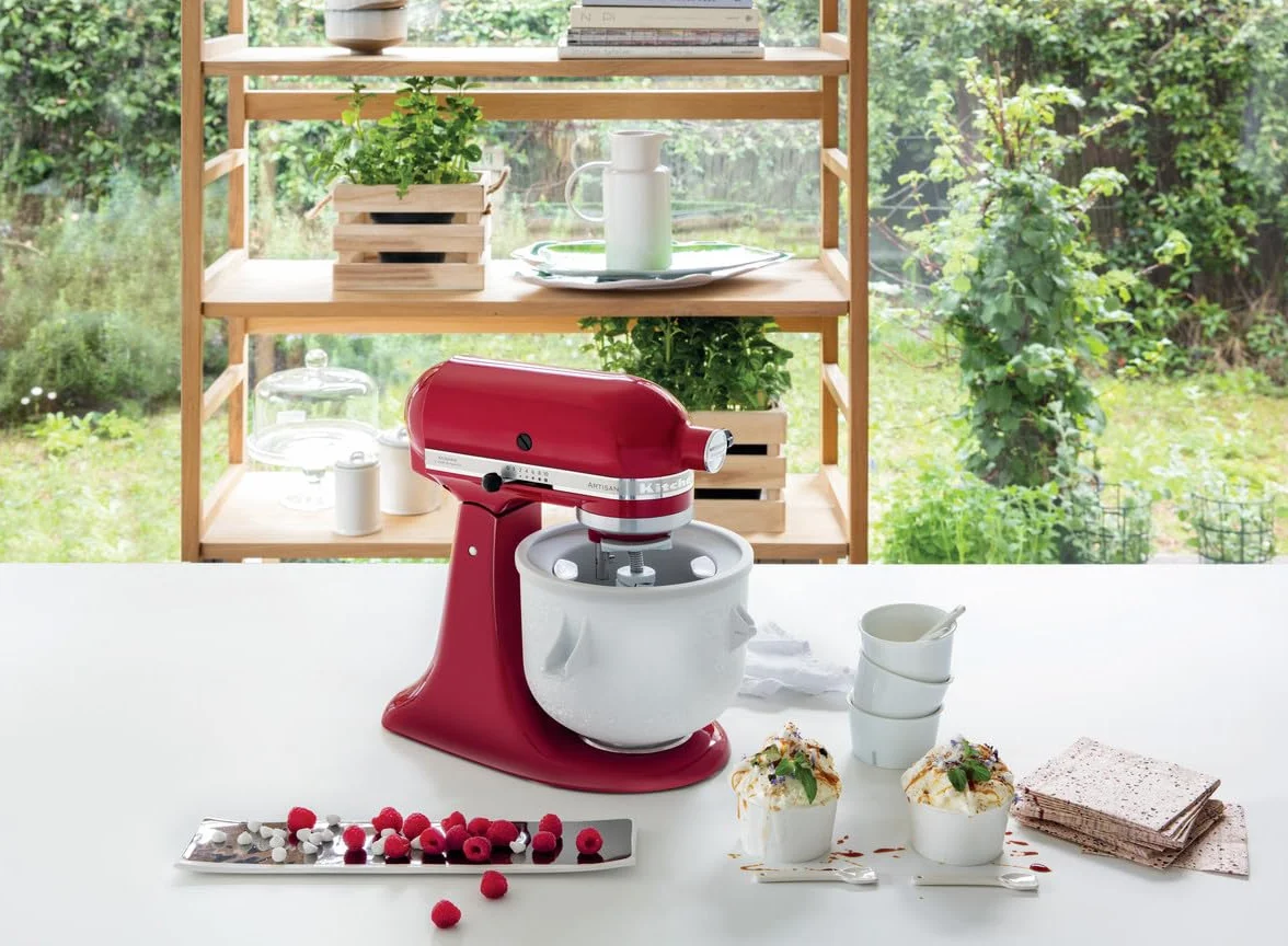 KitchenAid Accesorio Heladera para Robots de Cocina, Bol de 1,9L, Batido Rápido, Dasher Rediseñado, Compatible con Todos los Modelos KitchenAid de Cabeza Basculante y Bol Elevable