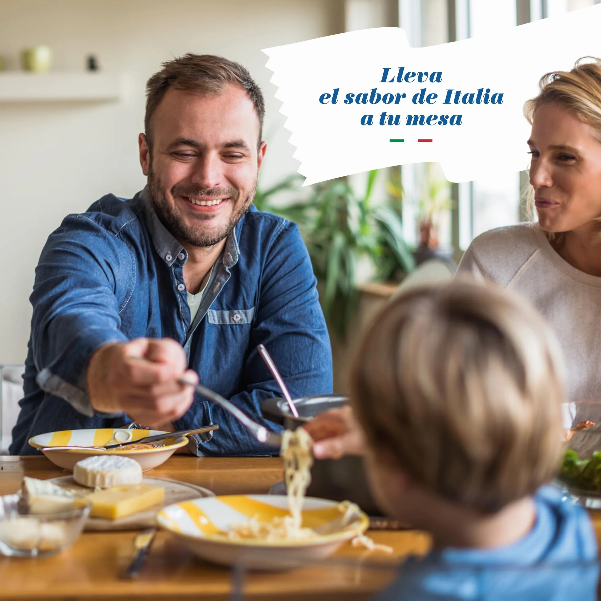 La Gondola Cortador de Raviolis Caseros - Cuadrado Festoneado 45x55 mm | Cortapastas de Latón y Madera Natural | Cortador de Pasta Robusto Fácil de Usar | Utensilio para Pasta Fresca Hechos en Italia