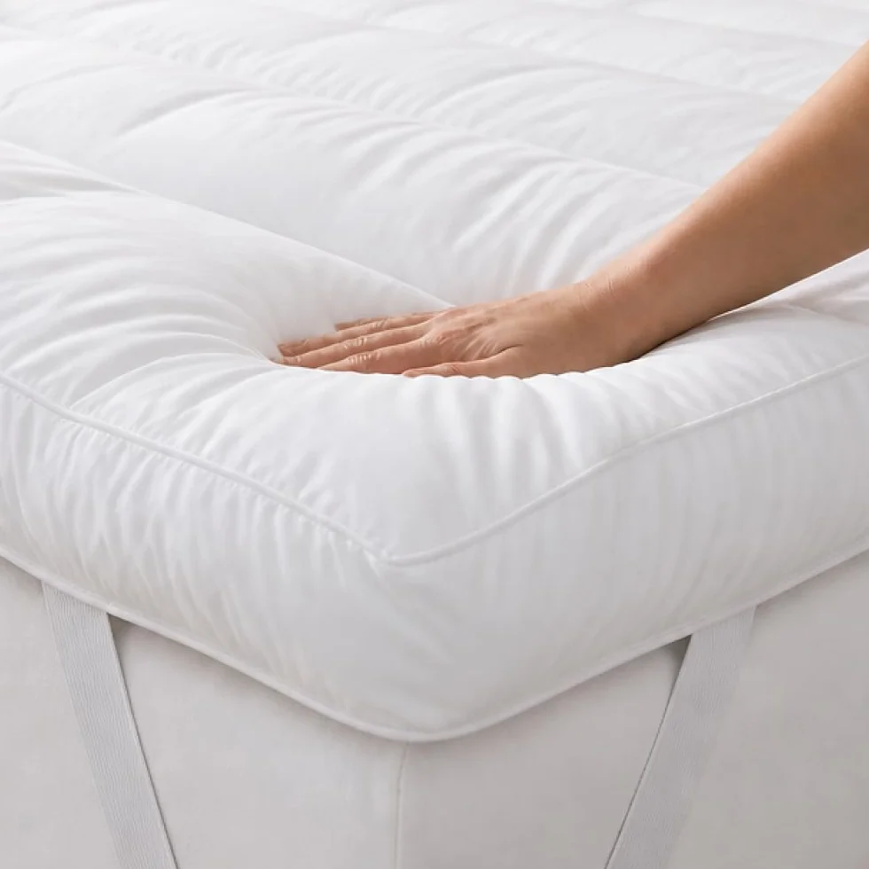 CASABEL Sobrecolchon 140x190, Topper Colchon de Microfibra Transpirable Extra Grueso, Antideslizante y Antialergico, Topper con 4 Bandas Elasticas