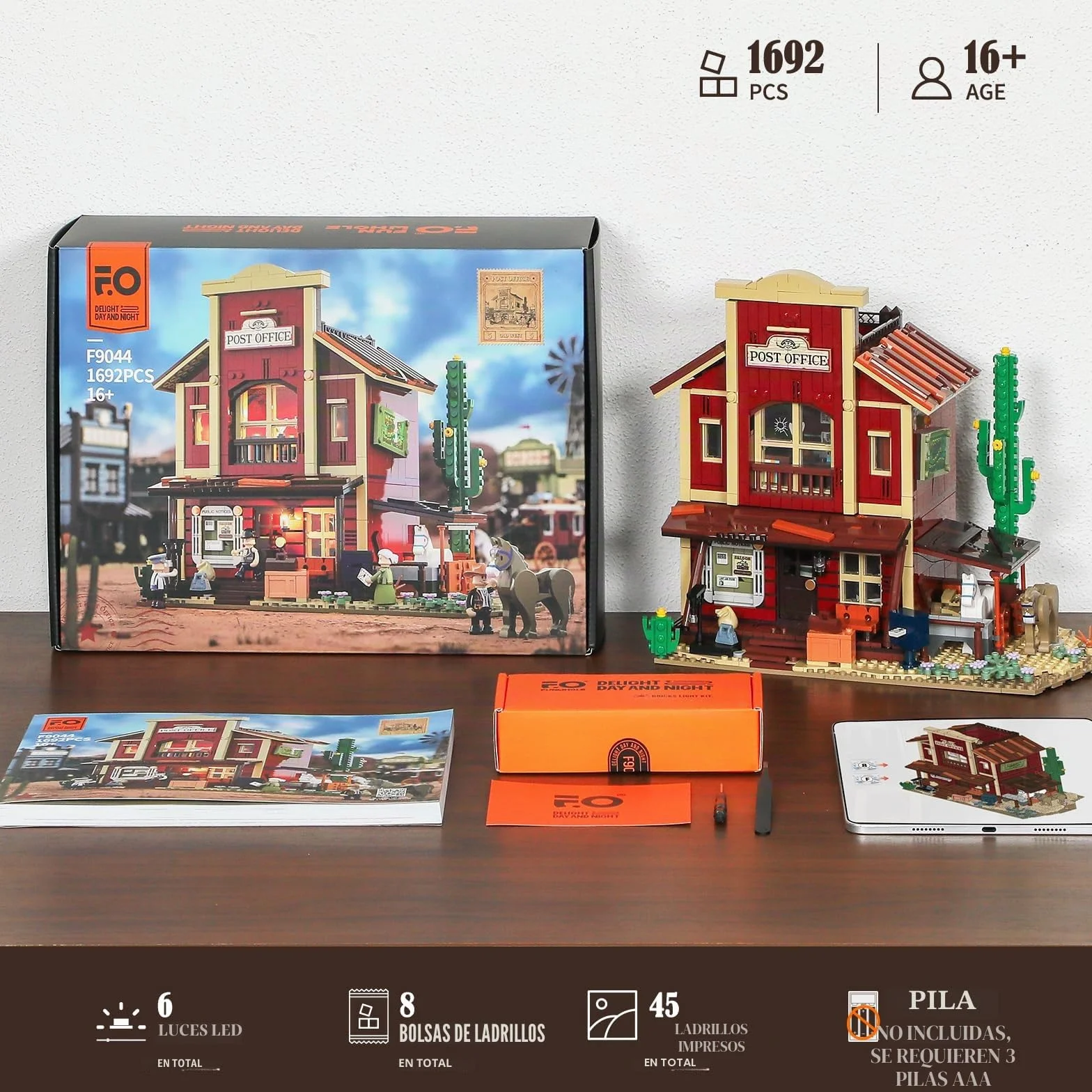 FUNWHOLE Oficina Postal del Oeste – 1692 Piezas | Edificio Modular del Lejano Oeste con 6 Luces LED, Pueblo Vaquero para Adultos y Coleccionistas | Compatible con Serie Western