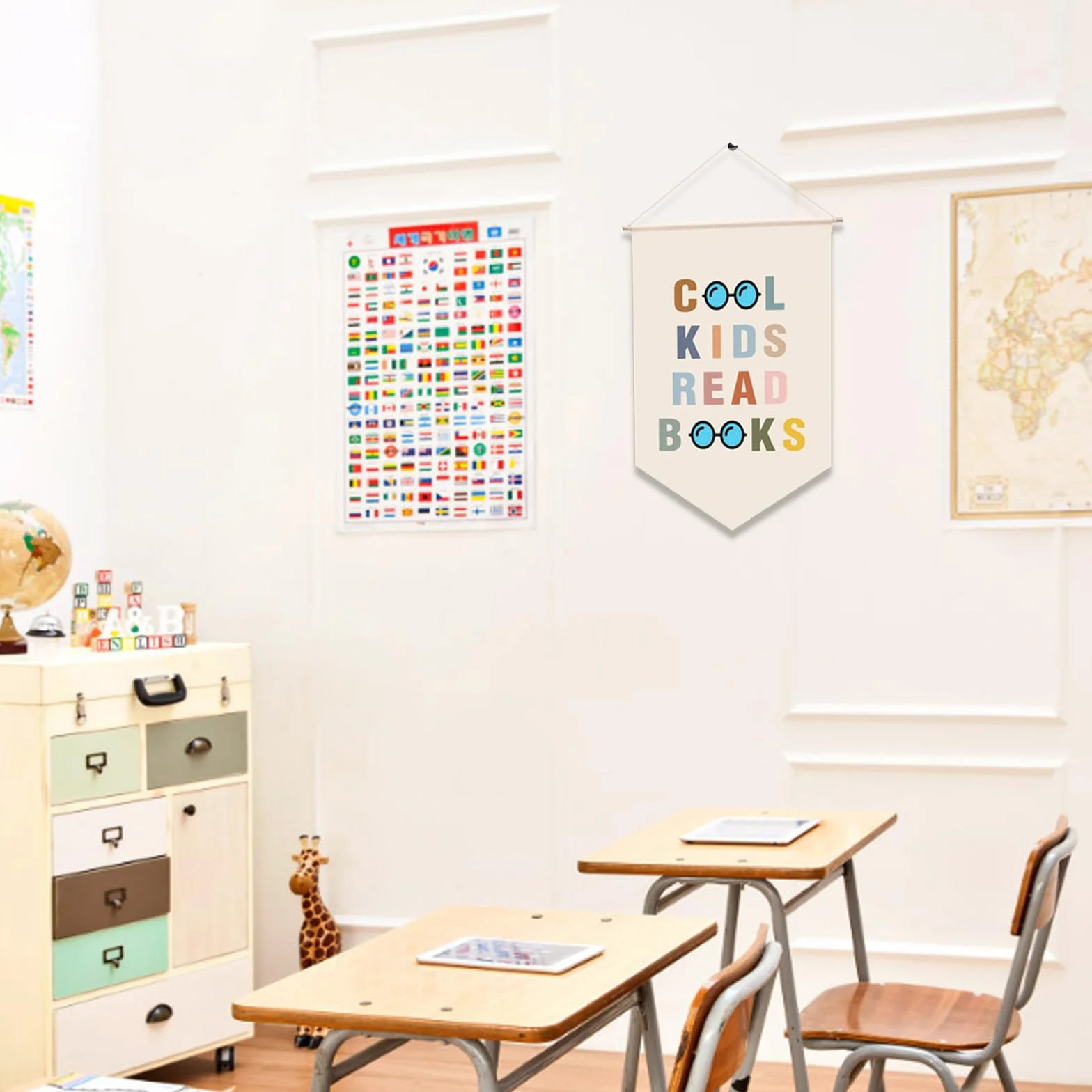 Rincón de lectura para niños decoración bohemia aula diseño simple natural fresco biblioteca pared
