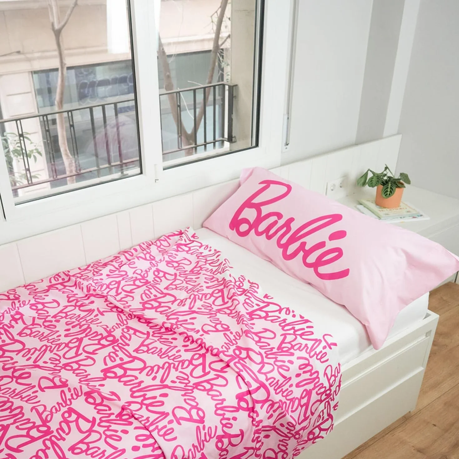 Burrito Blanco | Juego de Sábanas Barbie 100% Algodón Cama 90 Rosa | 3 Piezas: Bajera, Encimera y Funda Almohada | 144 Hilos | Tacto Suave | Larga Duración | Fácil Planchado | Apto Secadora