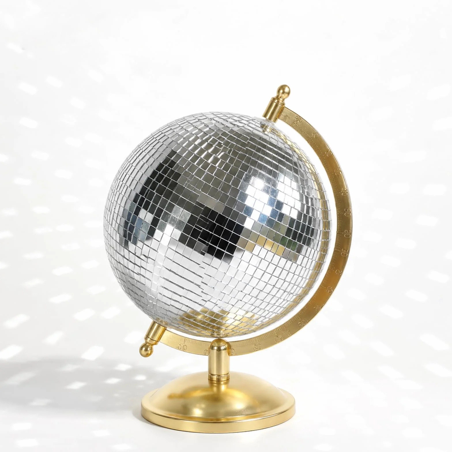 Discokugel Globo Decoración Hogar Estatuas Clásicas Arte De Mesa Escultura Dorada Única Occidental Moderna Ornamentación Figura Estética 17 x 15 x 23 cm Brillan