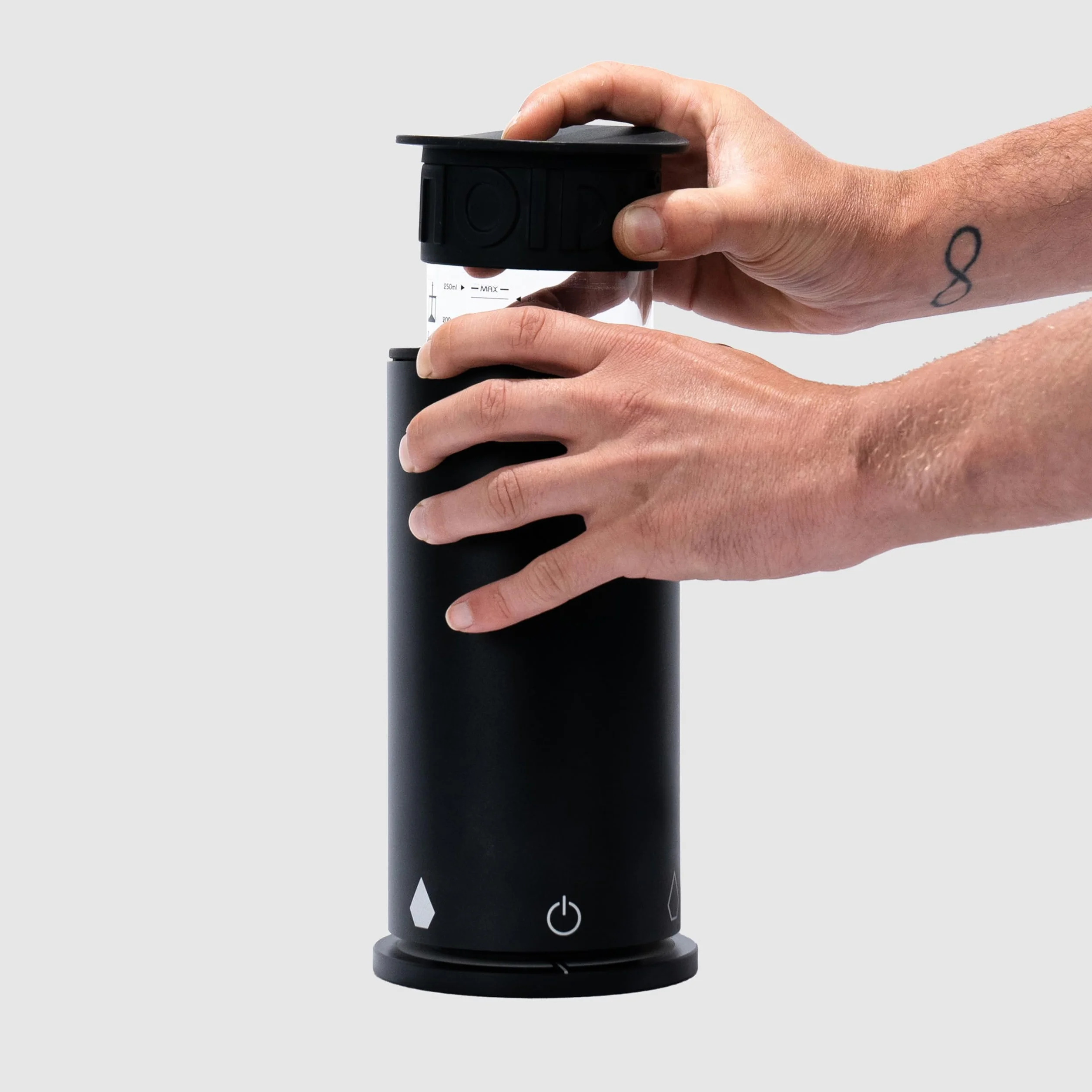Noids Herb Cooker 3-en-Uno Descarboxilador Infusor Extractor con Filtro y Condensador