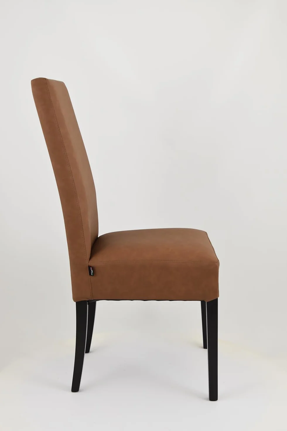 t m c s Tommychairs - Set 4 sillas Luisa para Cocina, Comedor, Bar y Restaurante, solida Estructura en Madera de Haya Color wengué y Asiento tapizado en Polipiel Color Cuero