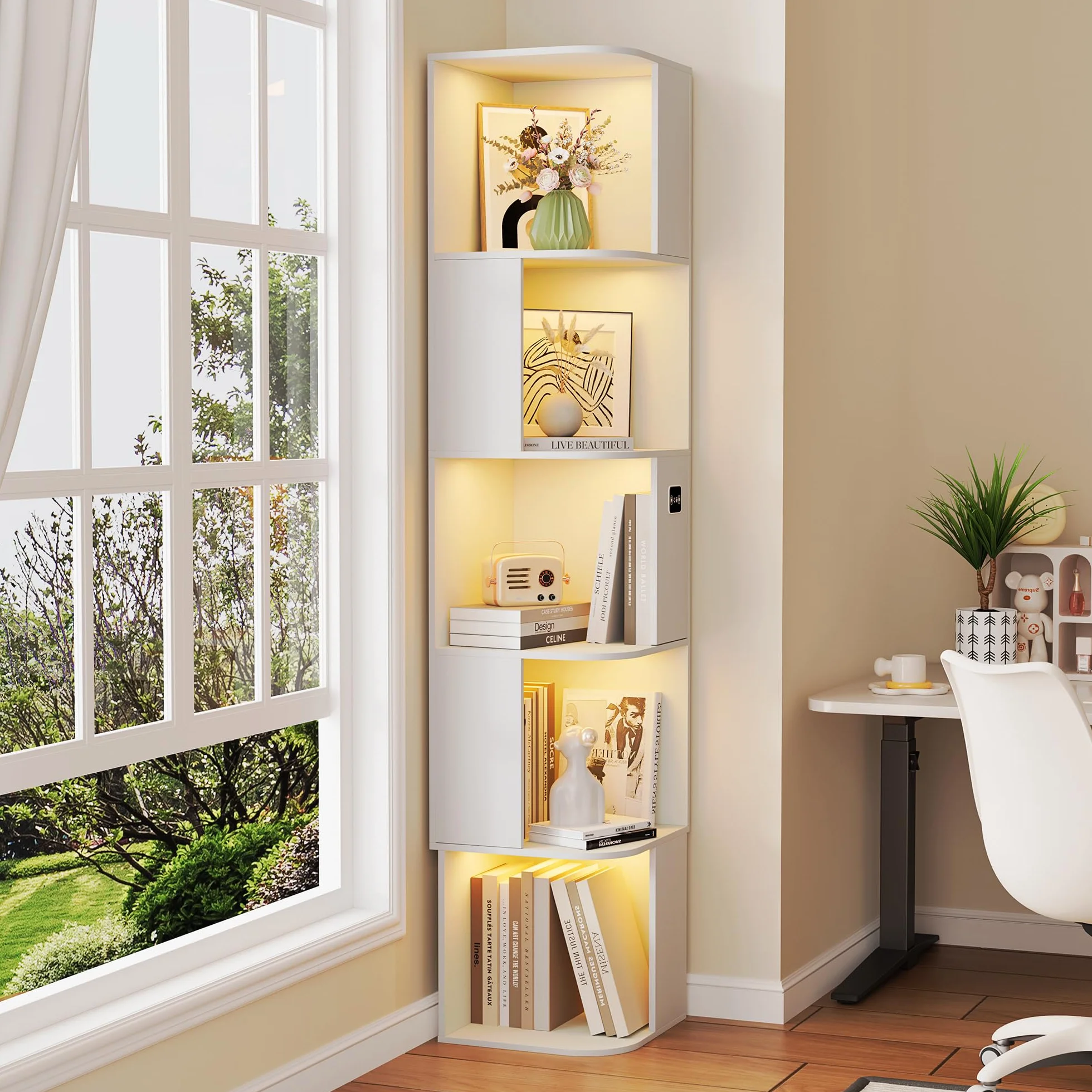 Gurexl 165 CM LED Vitrina con Sensor,Armario de Colección de Esquina con 5 Niveles con 3 Colores LED,Estantería de Pie con Compartimentos Abiertos Asimétricos para Sala de Estar,Oficina,Blanco
