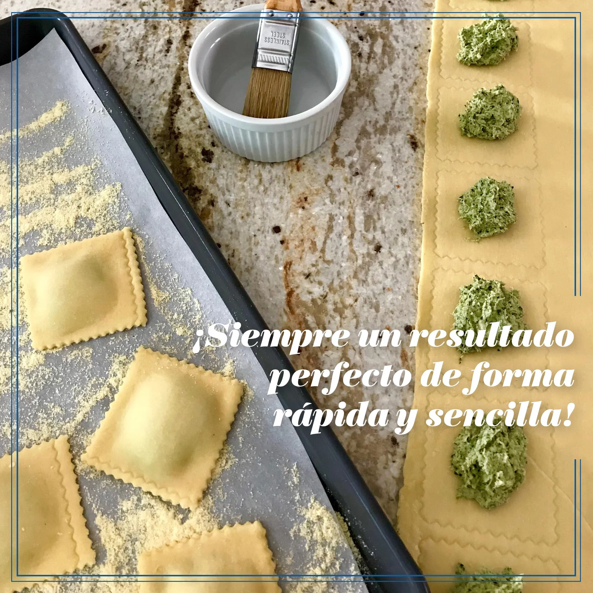 La Gondola Cortador de Raviolis Caseros - Cuadrado Festoneado 45x55 mm | Cortapastas de Latón y Madera Natural | Cortador de Pasta Robusto Fácil de Usar | Utensilio para Pasta Fresca Hechos en Italia