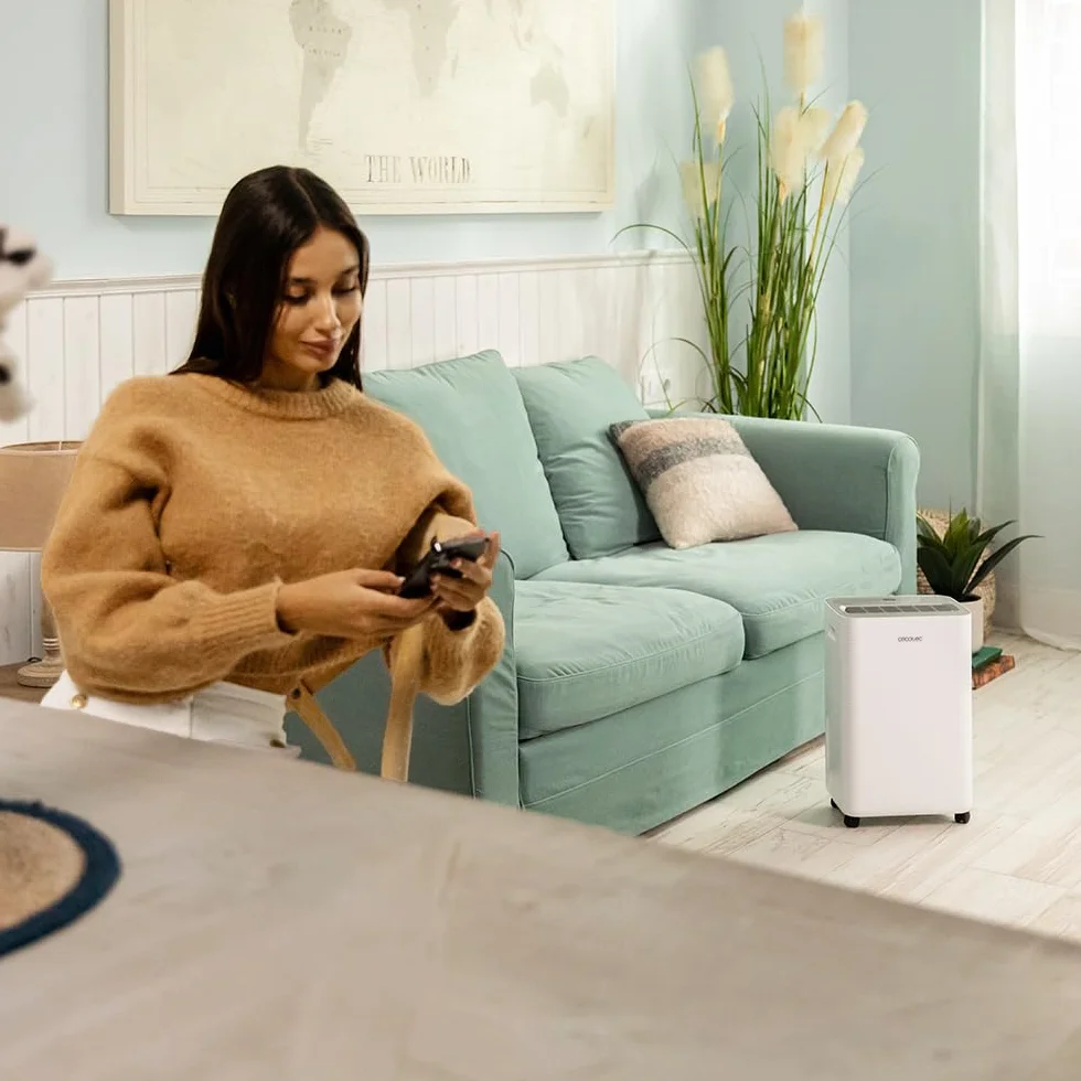 Cecotec Deshumidificador BigDry 8000 Expert Connected. 16 L/día, Depósito Extraíble de 2L, Control por Wifi, Función de Secado de Ropa y Temporizador 24 horas, Área de Cobertura de 30m2