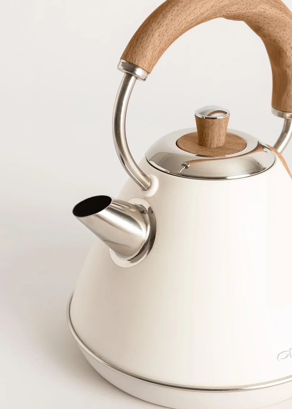 CREATE/KETTLE RETRO L/Hervidor de agua eléctrico blanco roto/Ebullición rápida, capacidad 1,7l, apagado automático, filtrado anti-cal, autoapagado, indicador de nivel de agua, Ø19 cm, 2200 W