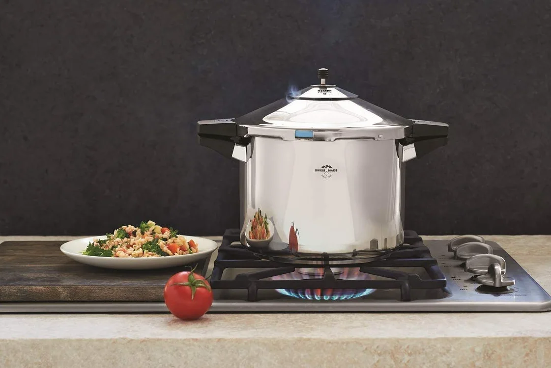 Kuhn Rikon Duromatic Inox, Olla a Presión Super Rápida con Asas, Olla Express Apta para Inducción, Fondo Superthermic para una buena Distribucion del Calor, Acero Inoxidable18/10, 6 L. /24 CM