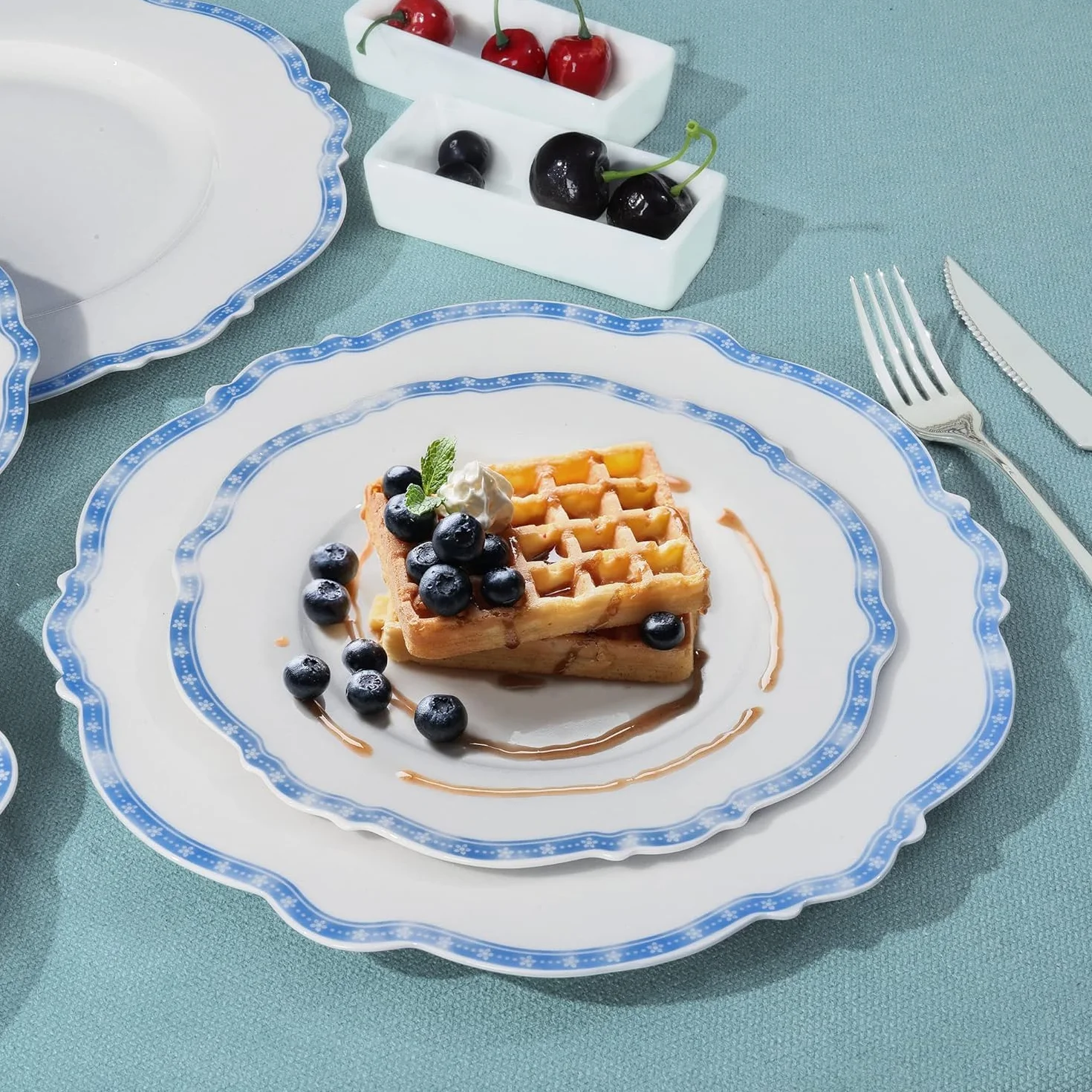 fanquare Juego de 4 Platos de Porcelana con Borde Estrella Azul, 27,5 cm Platos Llanos Redondos Vajilla Grande de Casa Gastronomía | Platos curvados para comidas diarias, fiestas, banquetes, microondas