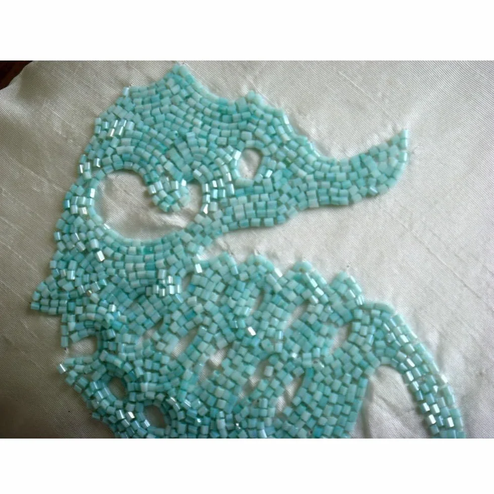 The HomeCentric Fundas de Almohada 55x55 cm, Blanco Cubierta De Cojines Decorativos, Caballo De Mar con Cuentas Playa Y del Tema del Océano Nautico Sedala Seda Funda De Almohada - Sea Horse Aqua