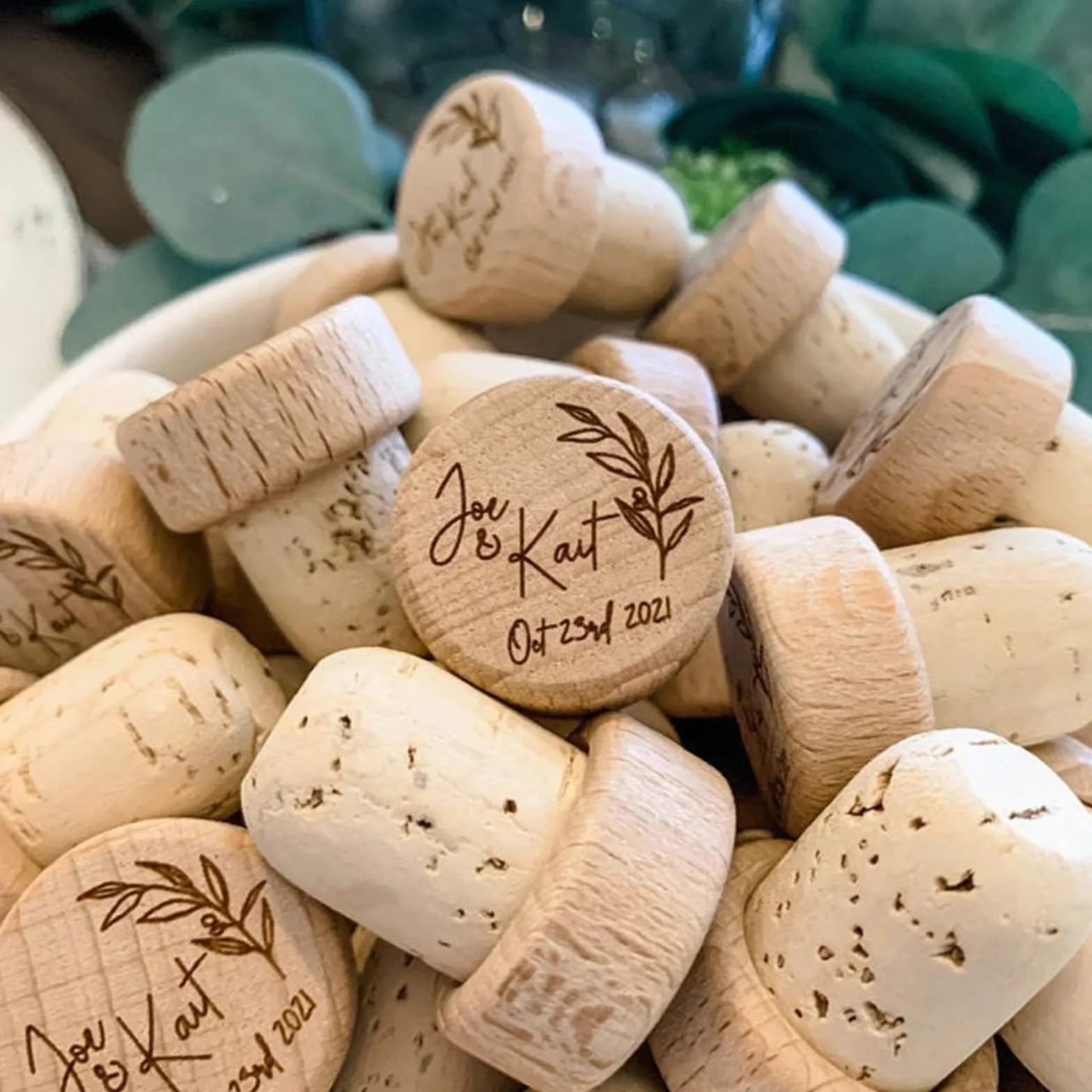 Corchos de vino personalizados para boda, corchos de botella de vino grabados, tapón de vino de madera con láser, regalo de boda y fiesta (90 unidades)