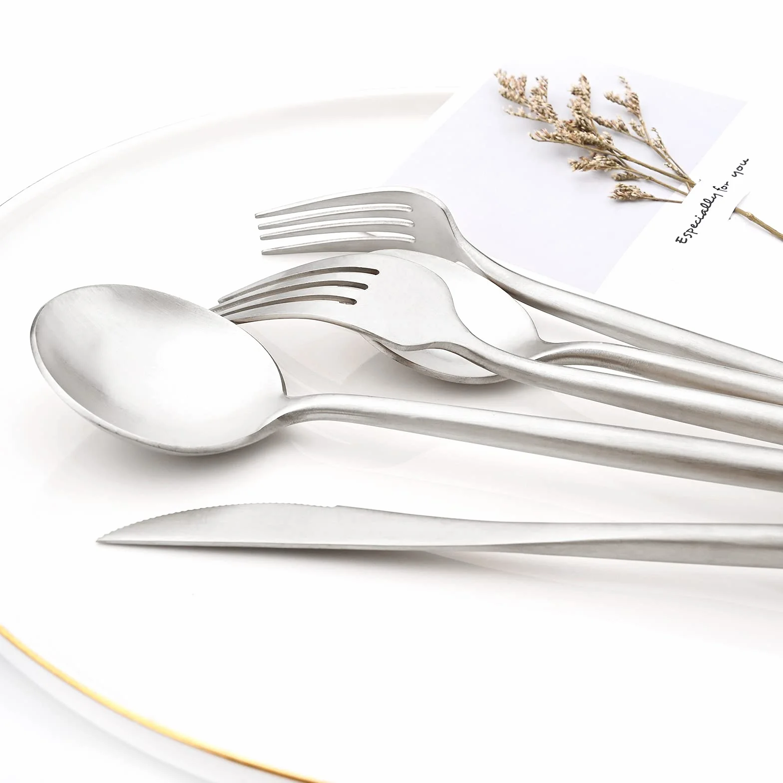Juego de cubiertos de acero inoxidable 18/10 de 30 piezas, juego de cubiertos pesados mate, ideal para cenar en casa, pareja, restaurante, fiesta, banquete, servicio para 6 unidades (plata)