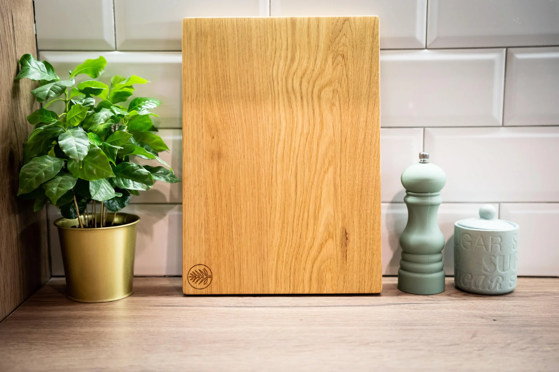 Tabla de cortar de madera 100% roble maciza, tamaño 25 x 35 cm, tabla para servir, tabla de desayuno, tabla de pan, antibacteriana, sostenible