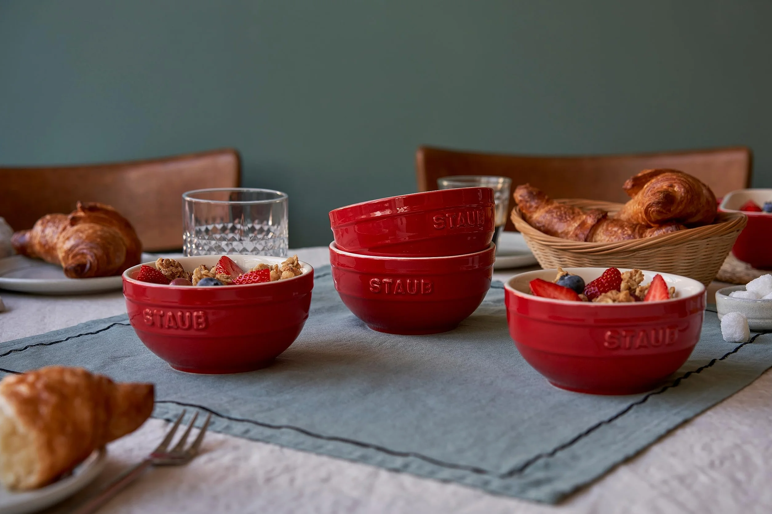 STAUB Ceramique - Cuencos de cereales (400 ml, 4 unidades, 12 cm), color rojo
