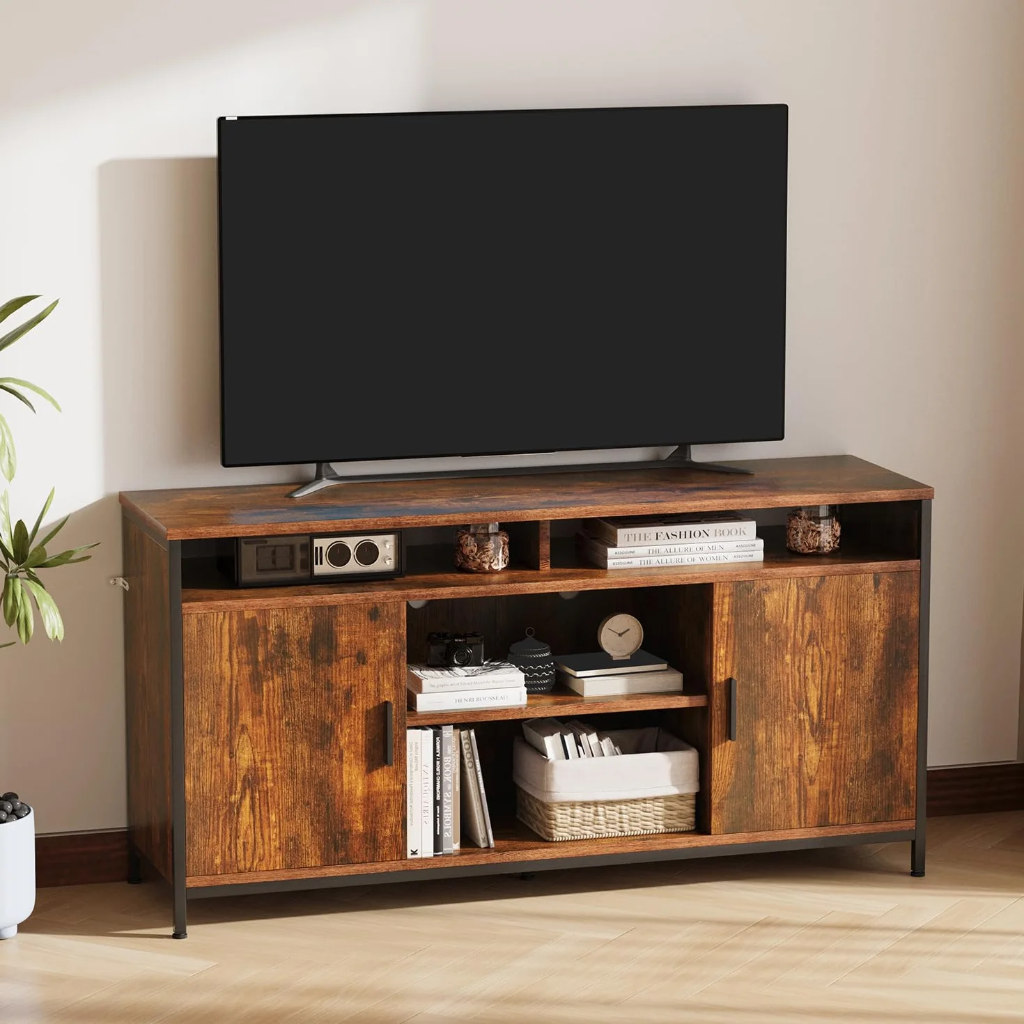 ELUCHANG Mueble de TV, Mesa de TV para Salón, con Estantes Ajustables, para Televisores de hasta 65 Pulgadas, Estilo Industrial, 140 x 40 x 71 cm, Marrón Rústico y Negro