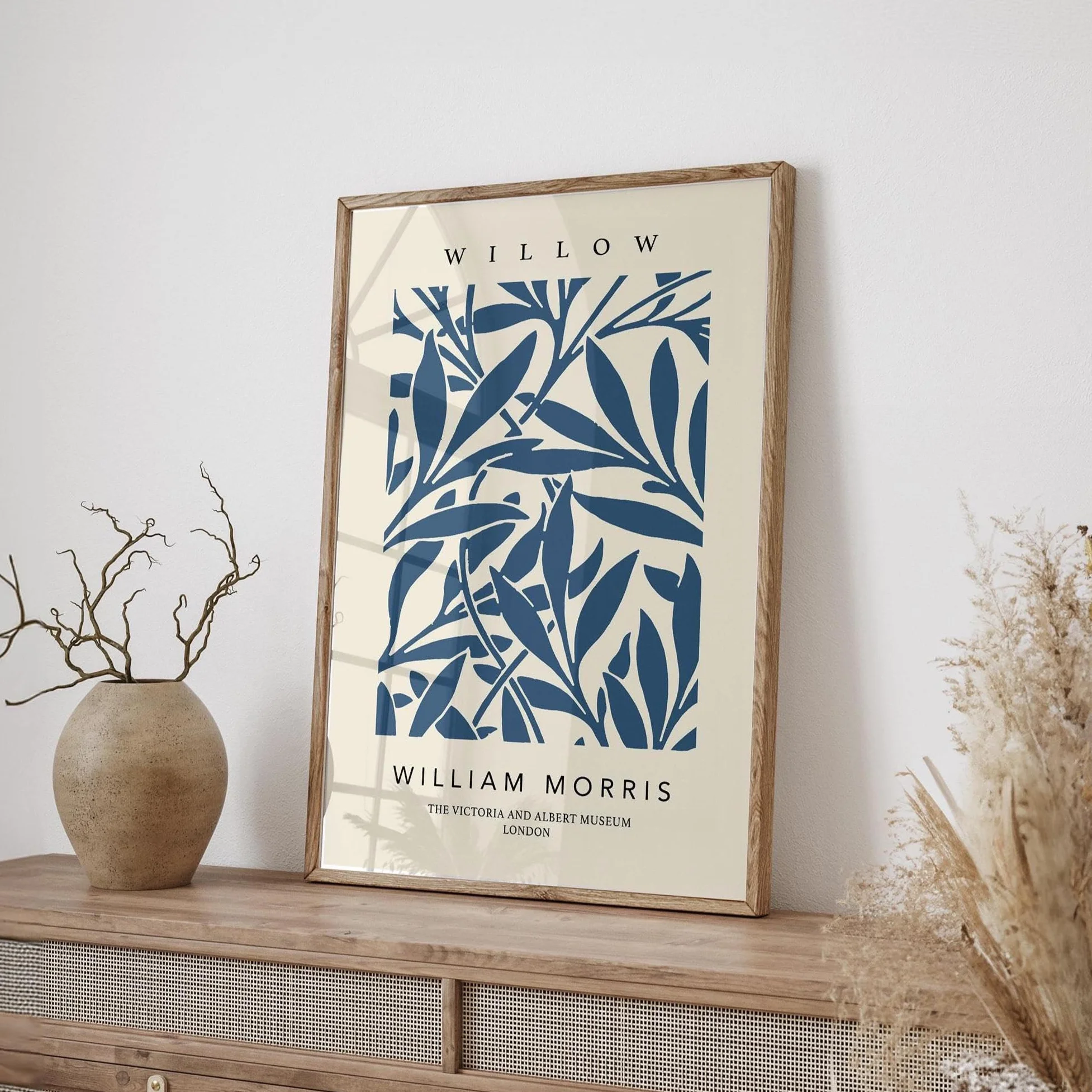 XINBAO Impresión de flores azul marino, póster para dormitorio, imágenes azul marino, decoración de pared azul, arte para sala de estar, pintura botánica, lienzo de 30 x 50 cm x 3 cm con marco