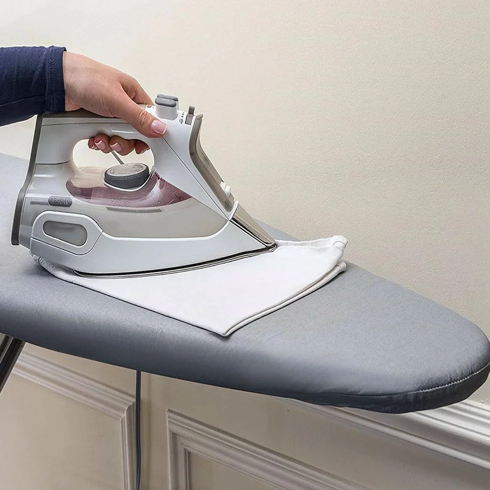Funda para tabla de planchar de algodón de alta calidad, resistente a las quemaduras, acolchado con revestimiento plateado, borde elástico para una fácil instalación y planchado sin esfuerzo (147 x 48