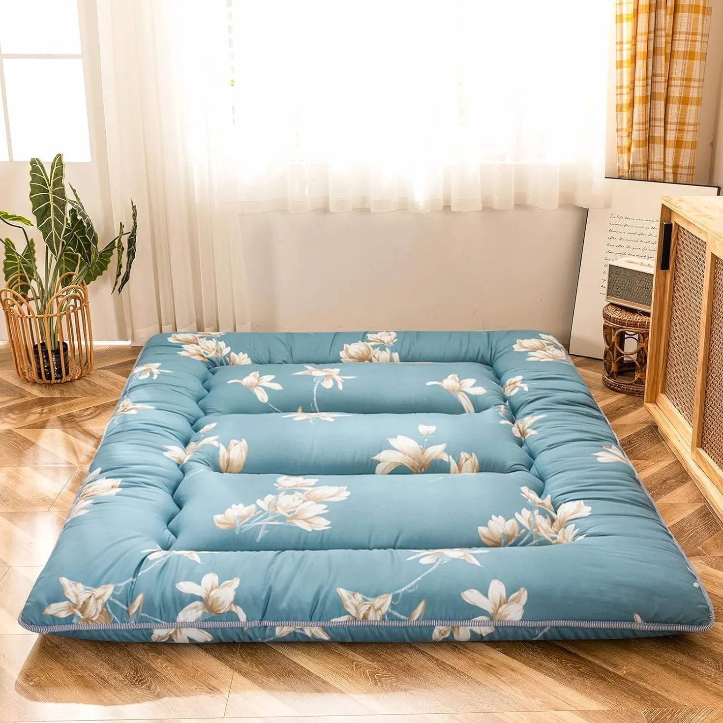 MAXYOYO Colchón de suelo japonés, colchón de futón, tapete de tatami grueso, almohadilla de dormir plegable, almohadilla de colchón para dormitorio, almohada para cama (flor azul, doble)