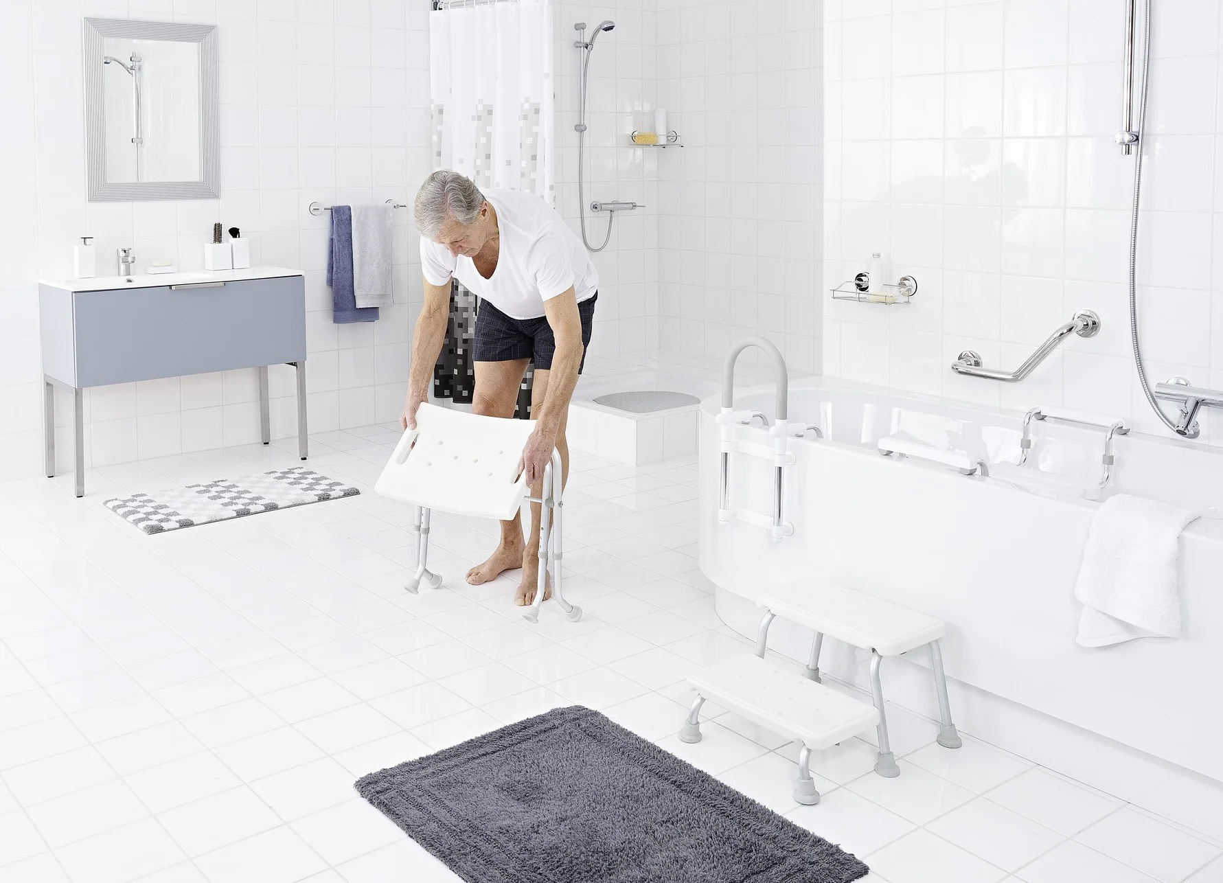 Ridder A0050301 - Taburete Plegable para el baño, Color Blanco