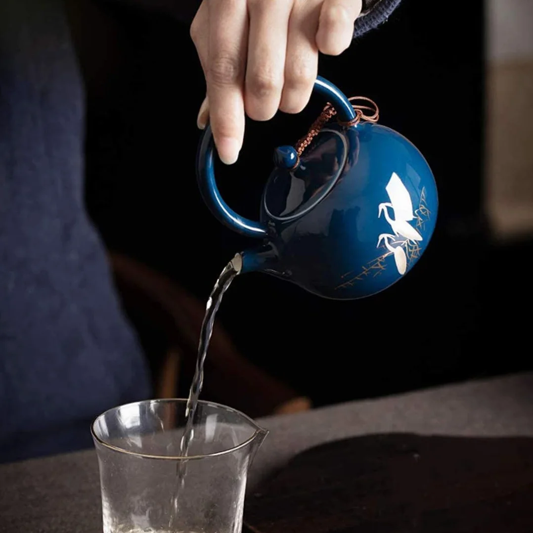 RUVOO Tetera Hierro Fundido Tetera Japonesa Tetera de cerámica con diseño de Garza de 230ml, Tetera de Porcelana China para el hogar y la Oficina China Tetera Hierro