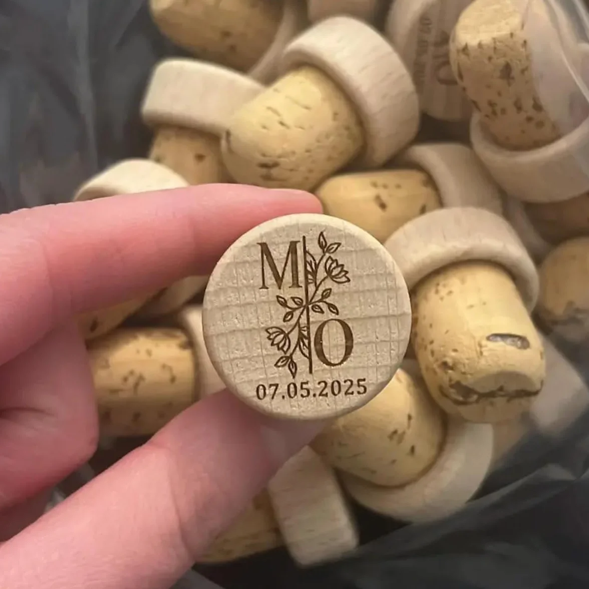 Tapones personalizados para botellas de vino de madera grabados con láser, tapón de corcho para recuerdos de boda, fiesta para invitados (100 unidades)
