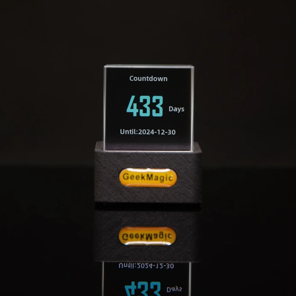 GeekMagic - Mini cubo holográfico 3D, pantalla de fotos 3D de cristal holográfico WiFi, estación meteorológica inteligente y reloj digital con animaciones GIF, marco de fotos electrónico, regalo