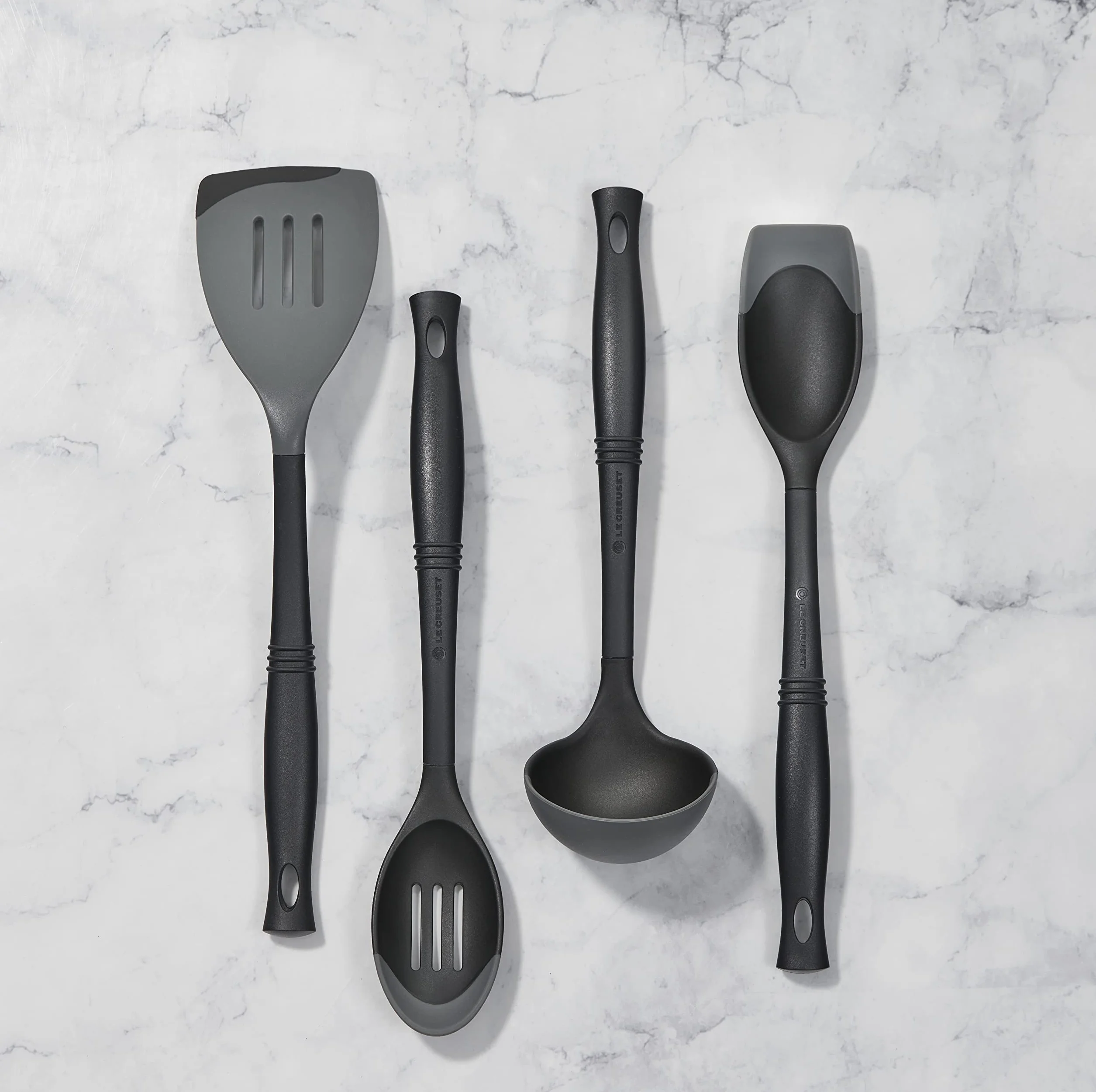 Le Creuset Revolution - Espátula ranurada bimaterial, 13.5 x 2.5 pulgadas, ostra