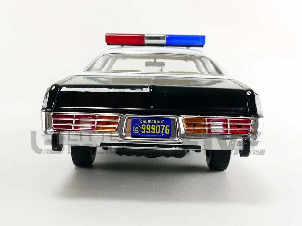 Greenlight - Coche miniatura coleccionable, 19042, negro/blanco