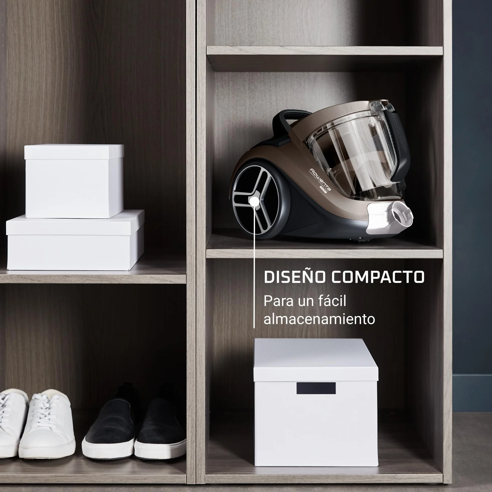 Rowenta Compact Power XXL RO4B30EA - Aspiradora sin Bolsa, Motor bajo Consumo 900 W, filtración ciclónica Avanzada 3 Niveles, depósito Extragrande 2,5 L, Compacto, Kit para parqué (Reacondicionado)