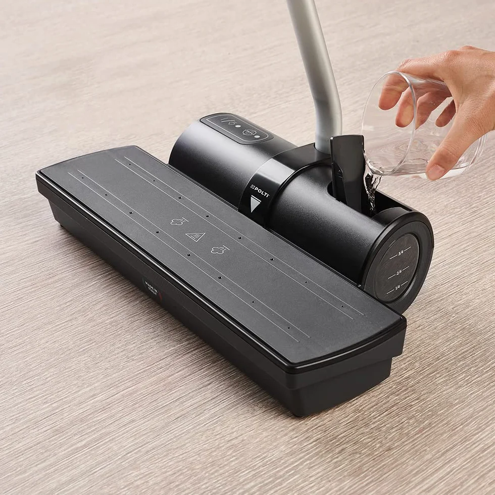 Polti Moppy Black Premium, Mopa a Vapor Sin Cable, para todos los Suelos y Superficies Verticales Lavables, Potencia 1500 W, Capacidad Depósito 0,7 L, Paños Incluidos, Negro