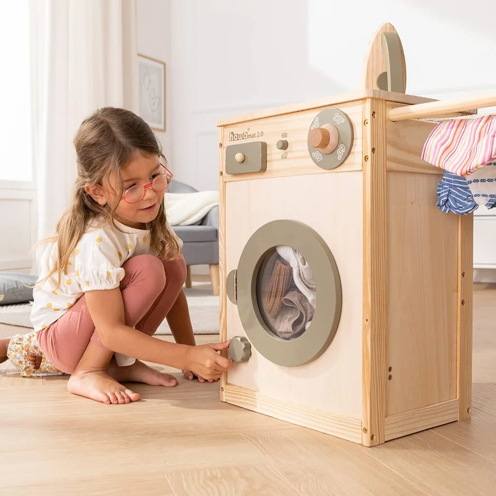 howa Lavadora infantil de madera Lavadora para niños con tendedero, tabla de planchar, cesta de ropa y plancha 48142