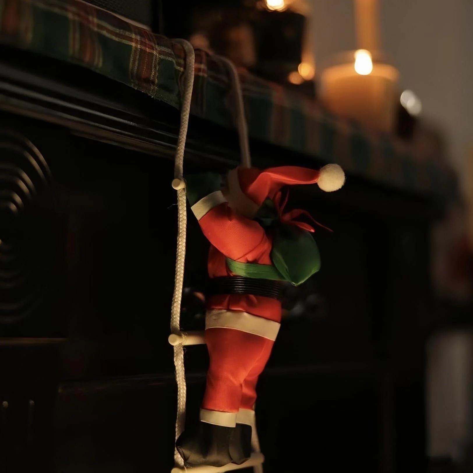 Papá Noel escalando con escalera – Juego de decoración navideña móvil para ventanas, chimenea