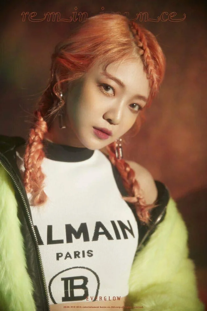 EverGlow 'Reminiscence' 1st Mini Album CD+72p PhotoBook+2p Postcard-Calendar with 1ea Holder+1p PhotoCard+Message PhotoCard Set+Tracking KPOP Seaeled