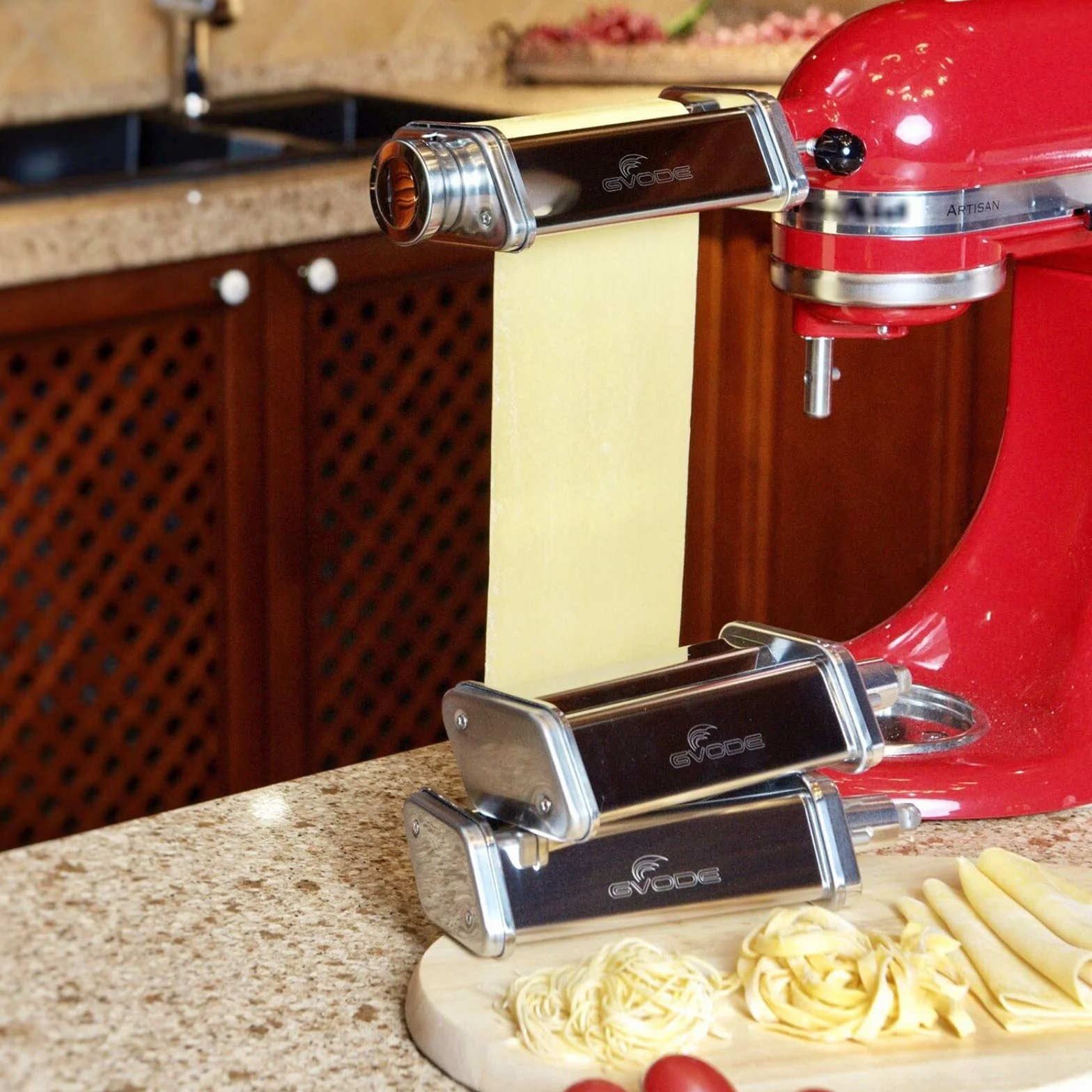 Accesorio para pasta para KitchenAid, que incluye un rodillo para láminas de pasta, un cortador de espaguetis y un cortador de fettuccini para Kitchenaid