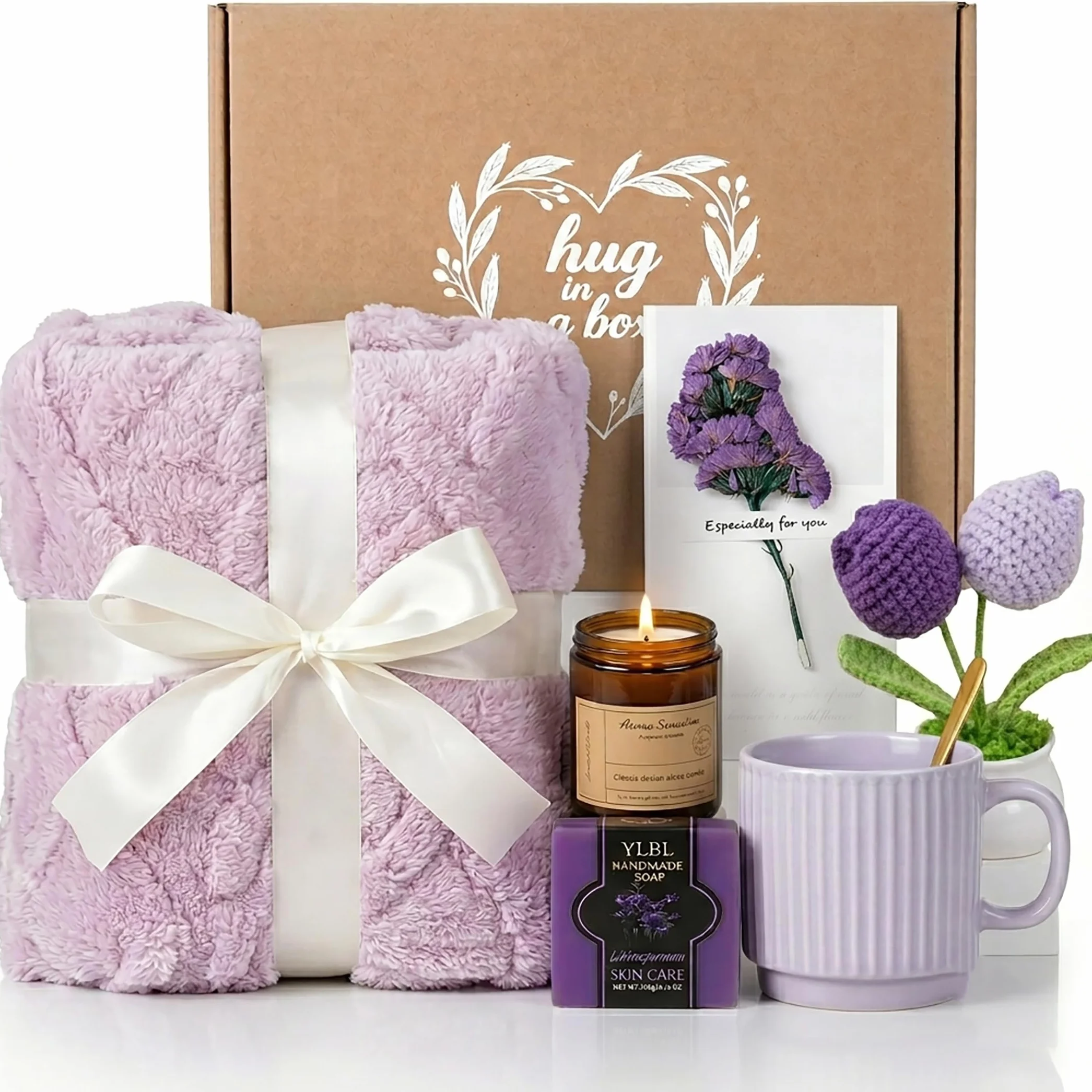 Sending You A Hug: Get Well Gifts para mujeres, cesta de regalo de cumpleaños, paquete Thinking of You Care, acogedor juego de manta y taza morada, jabón de lavanda y vela de fresia (morado)