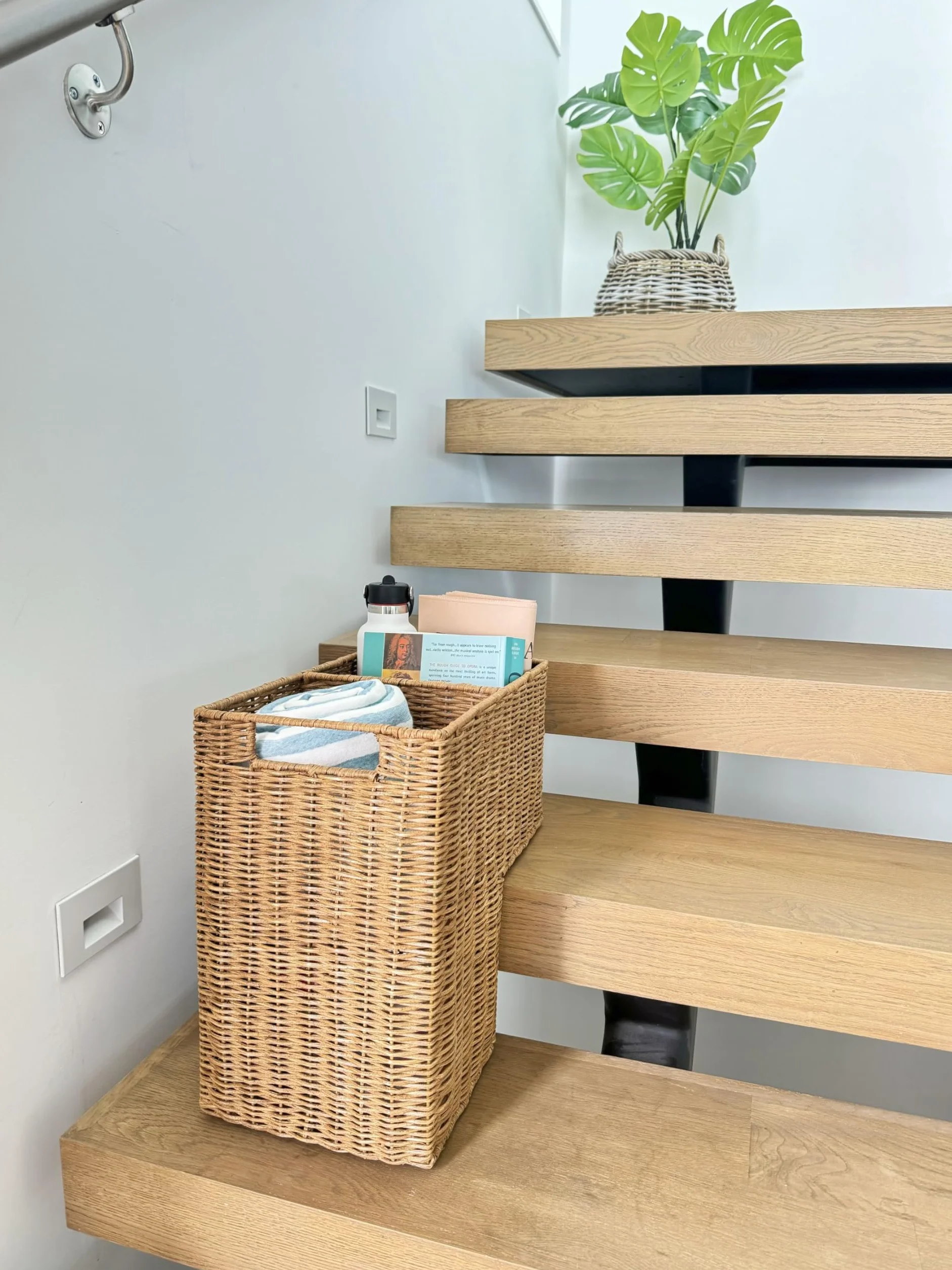 KOUBOO Wicker Stair Step Basket, Dark Brown_P, ratán y Mimbre, Natural, 38.1 x 24.13 x 40.005000000000003 cm