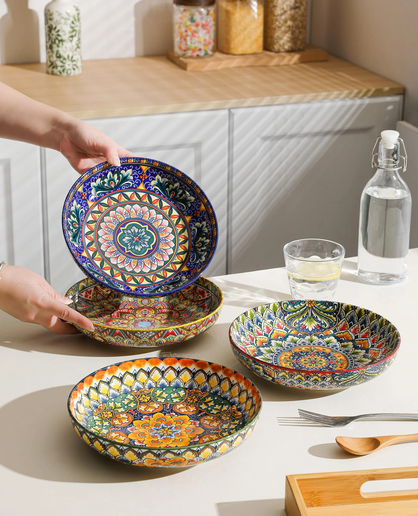 Henten Home Juego de platos hondos de pasta, 4 platos hondos de colores, 1000 ml, cuencos multiusos para sopa, fideos, espaguetis, pasta, ensalada, serie Mylo, estilo boho