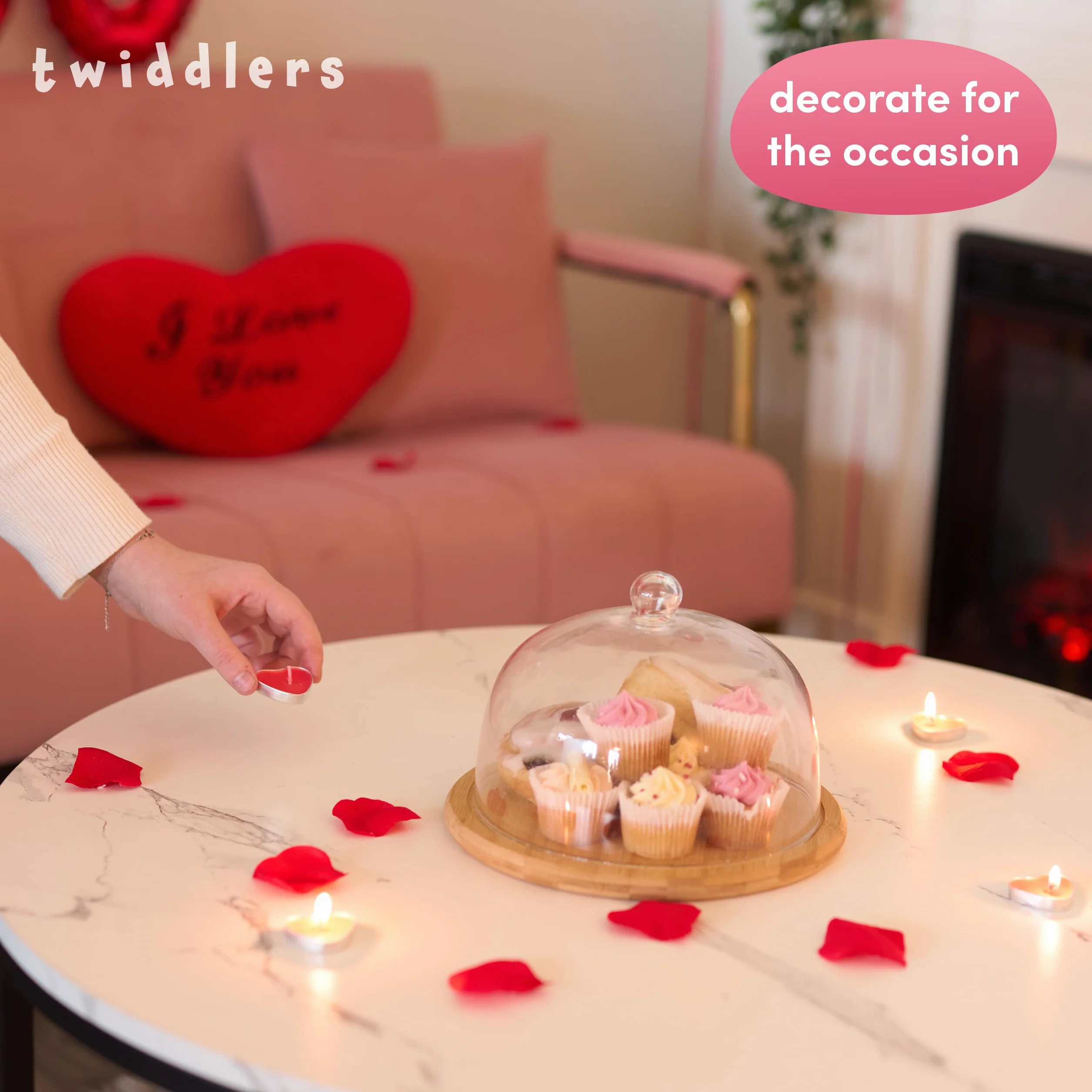 THE TWIDDLERS 50 Velas Rojas en Forma de Corazón para San Valentín, Decoración Romántica, Centro de Mesa